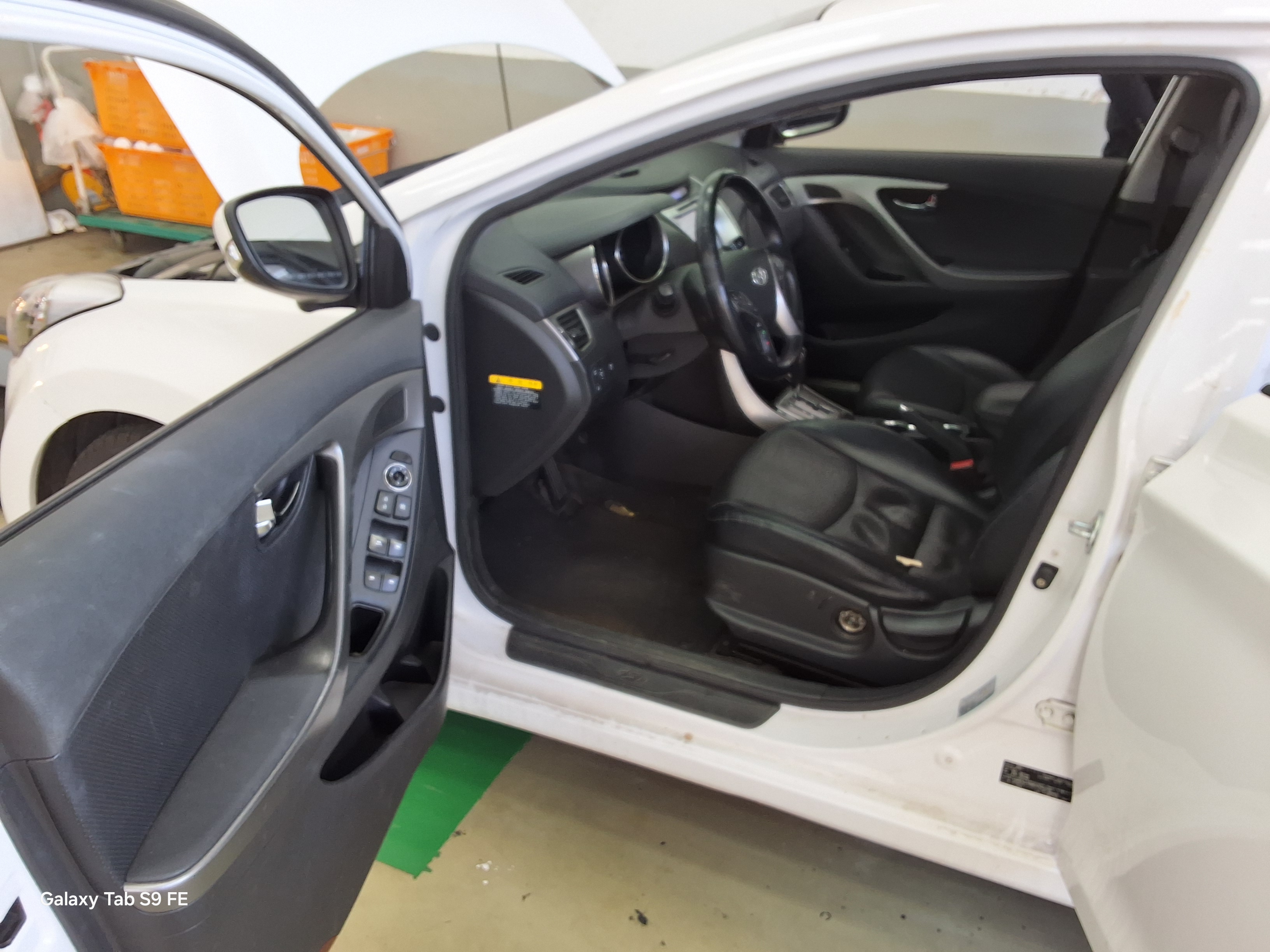 Hyundai Elantra 2013 - Image 9