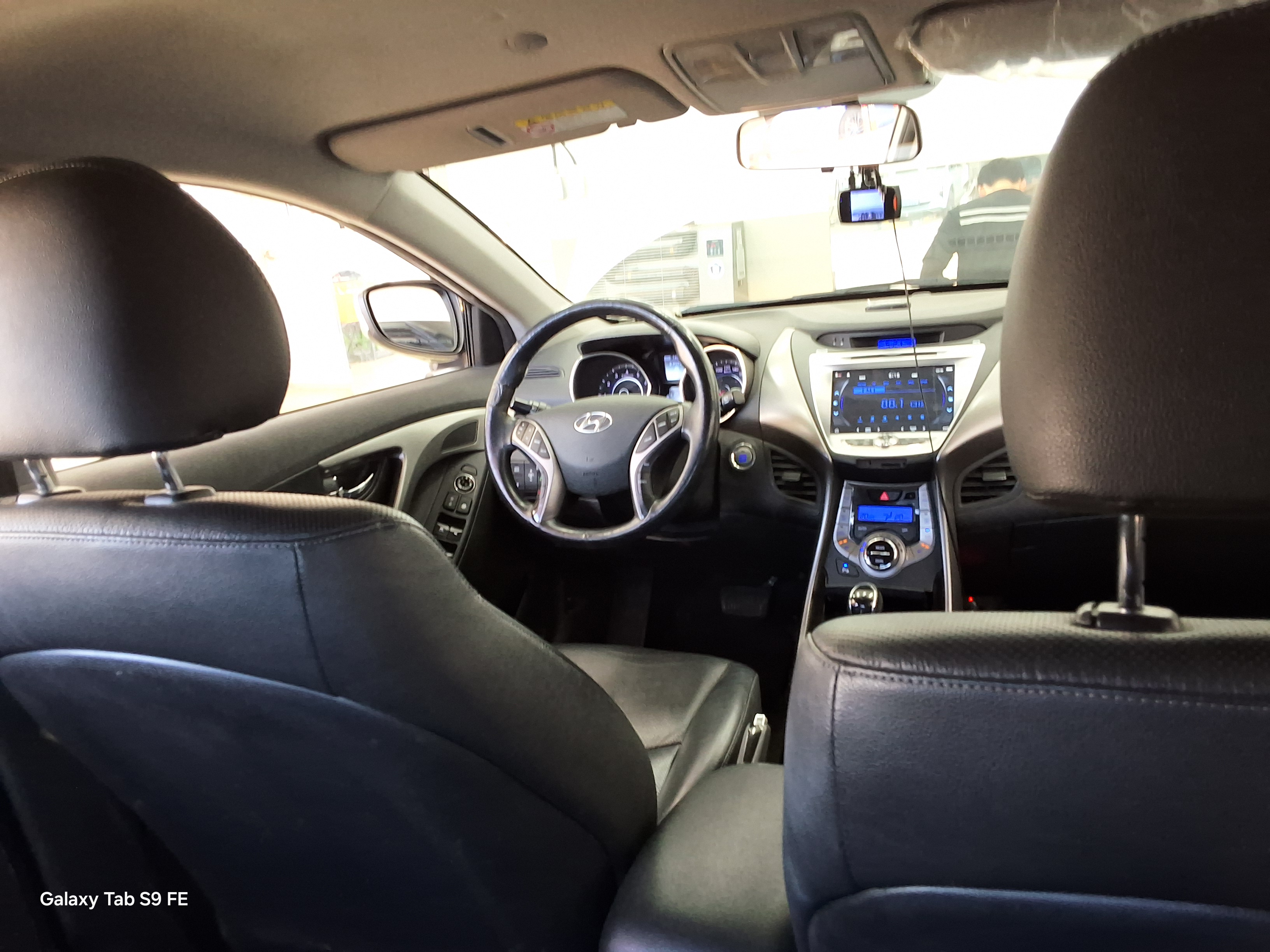 Hyundai Elantra 2013 - Image 10