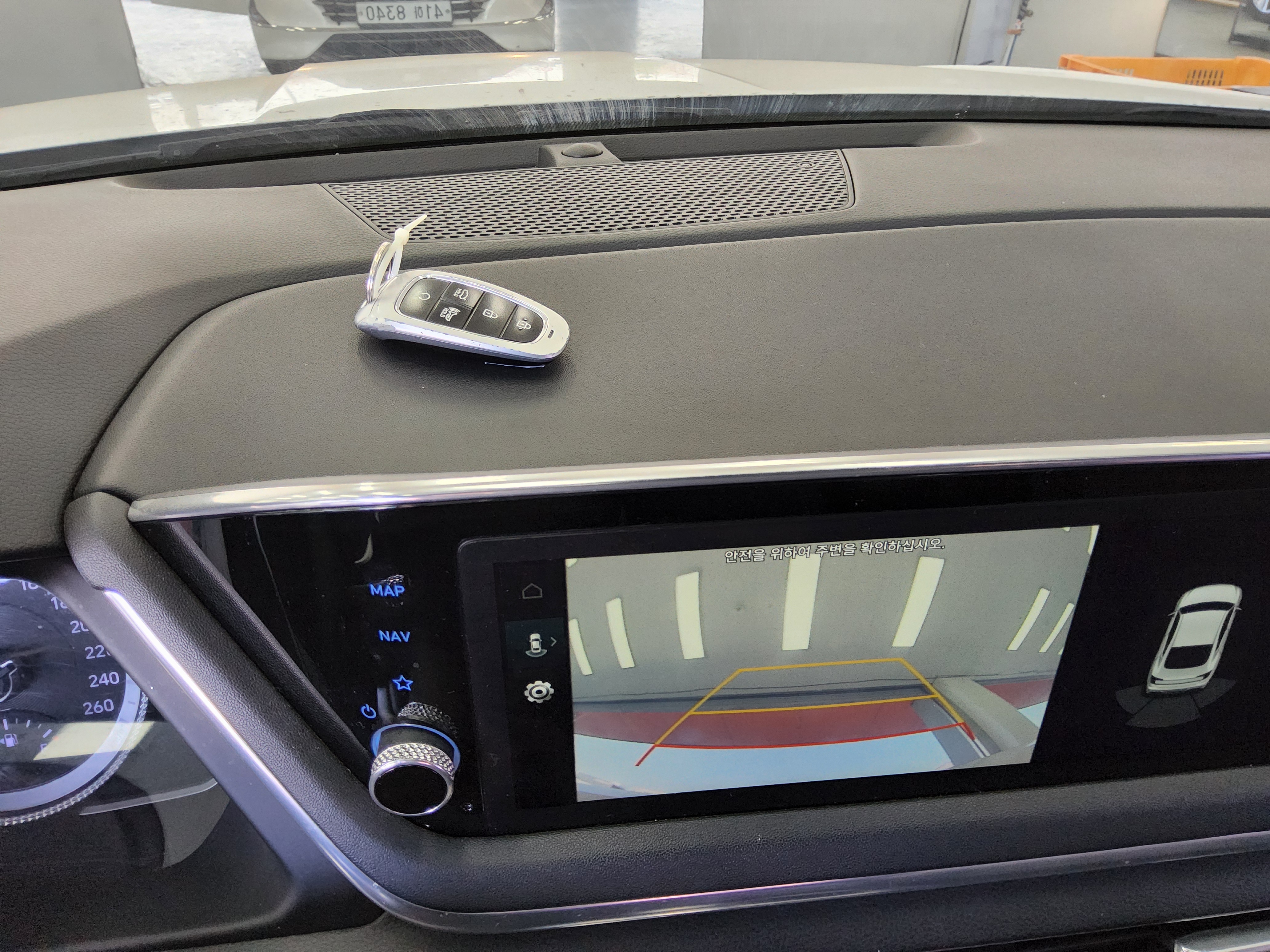 Hyundai Sonata - 16