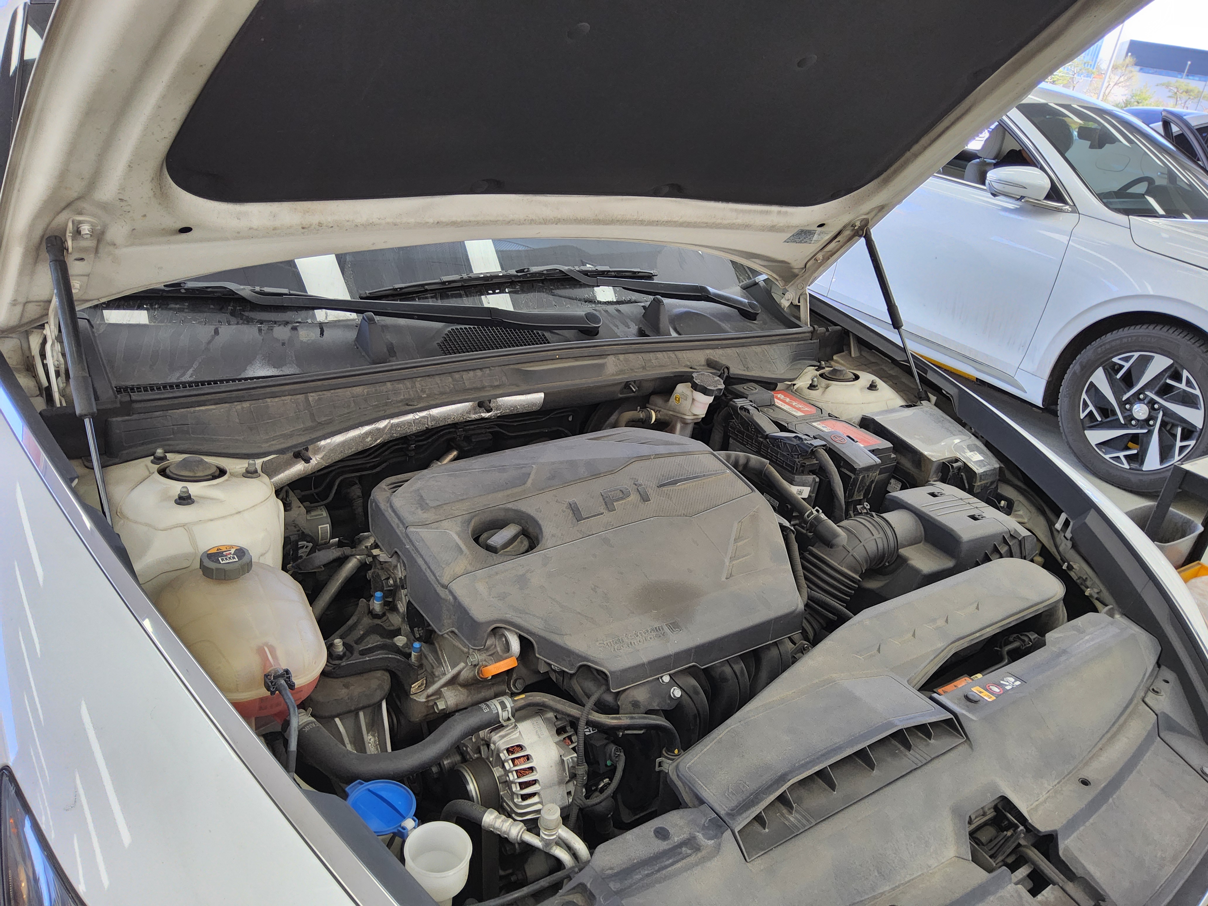 Hyundai Sonata - 18