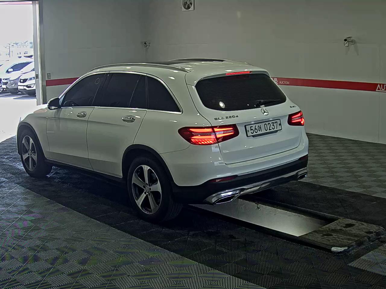 مرسيدس بنز GLC - 5