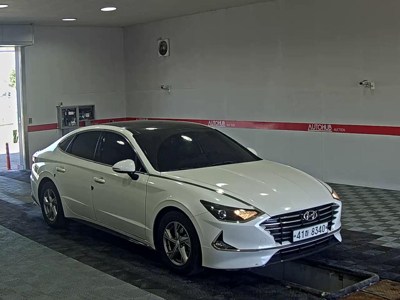 Hyundai Sonata - 2
