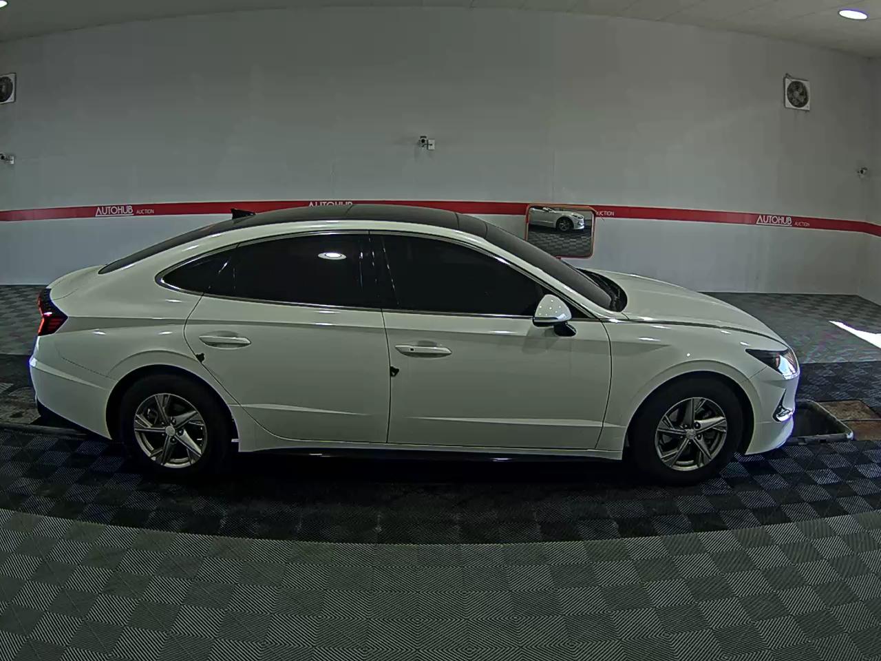 Hyundai Sonata - 3