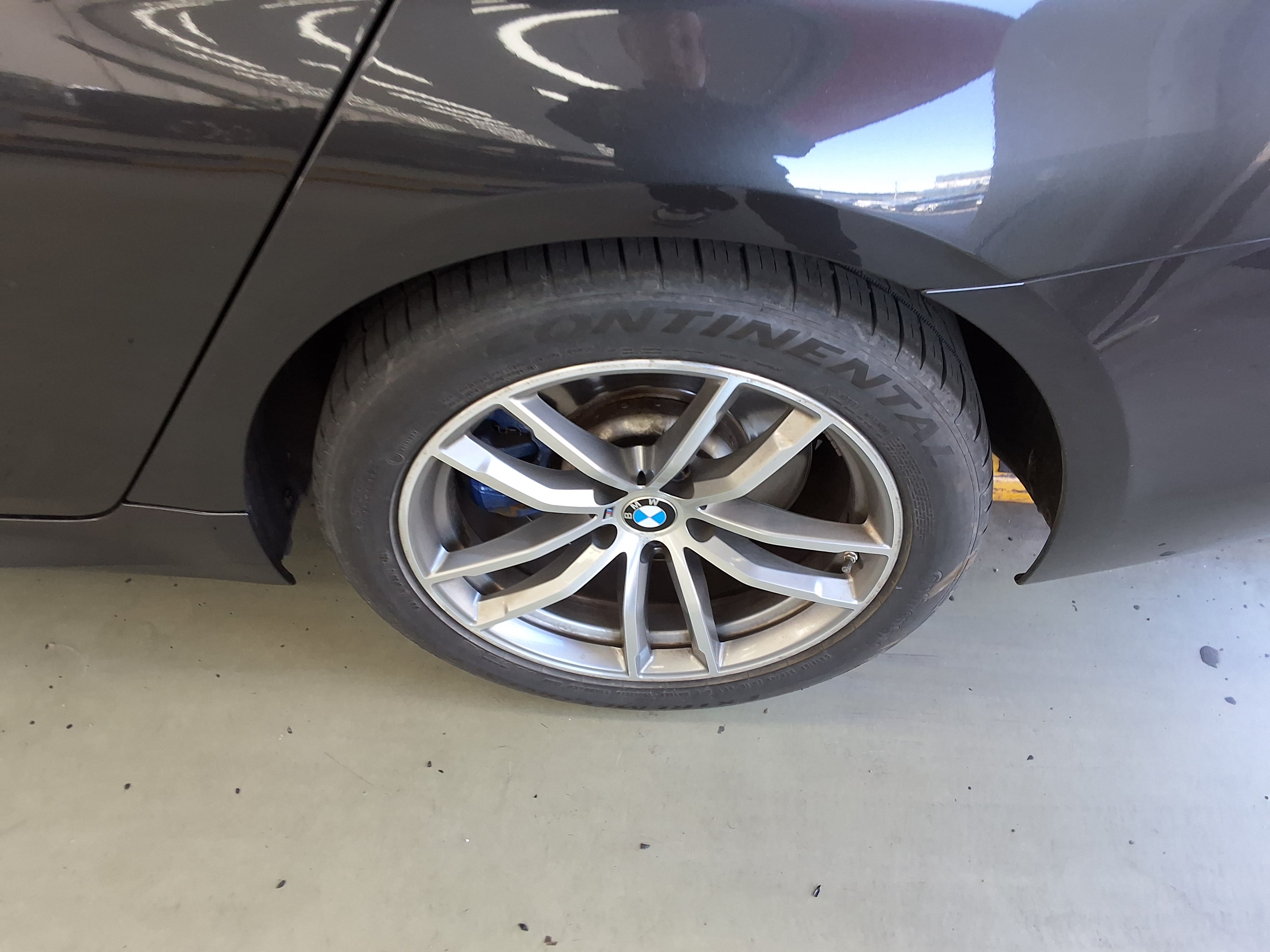 BMW 5 Series - 18