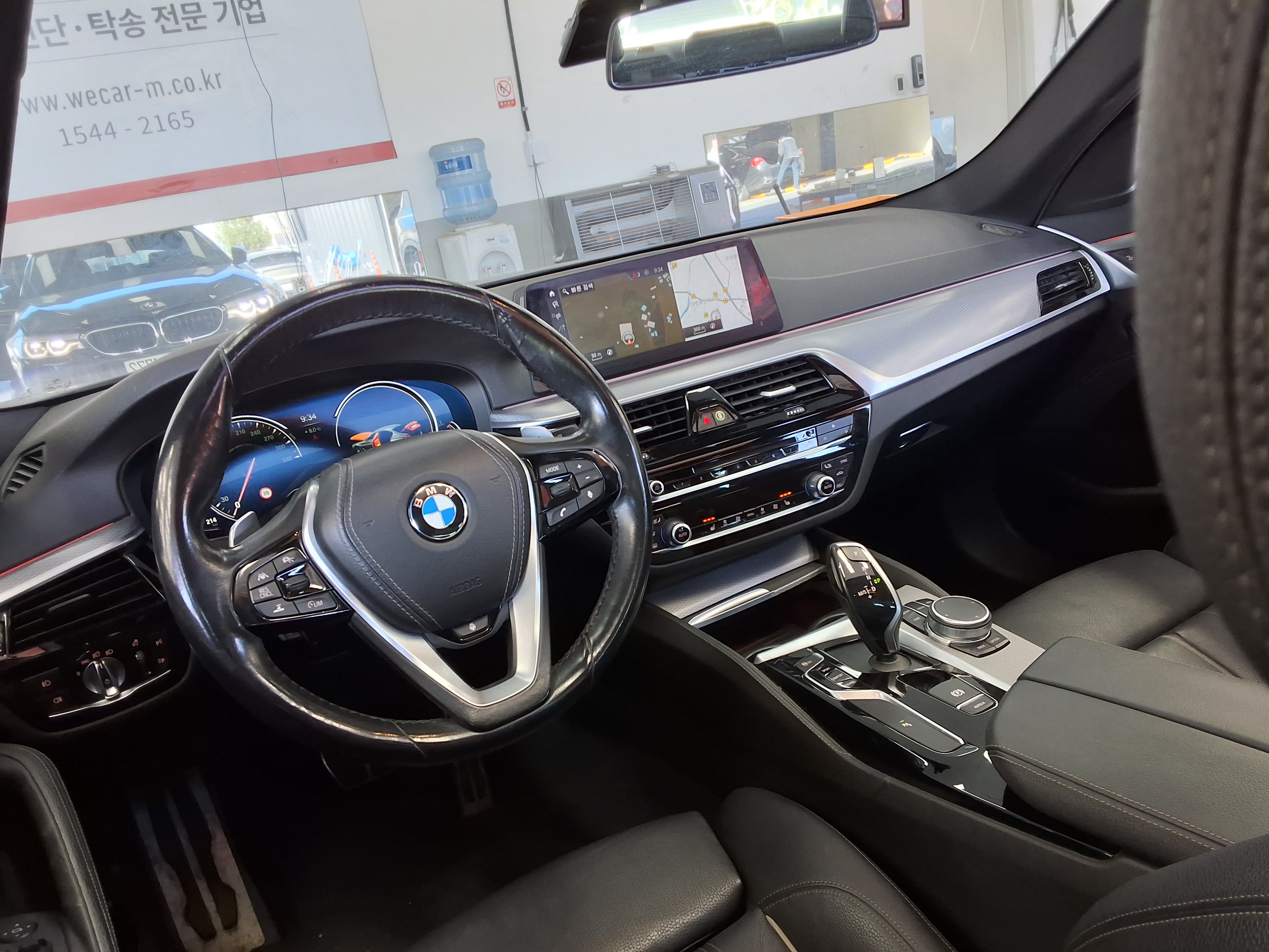 BMW 5 Series - 10