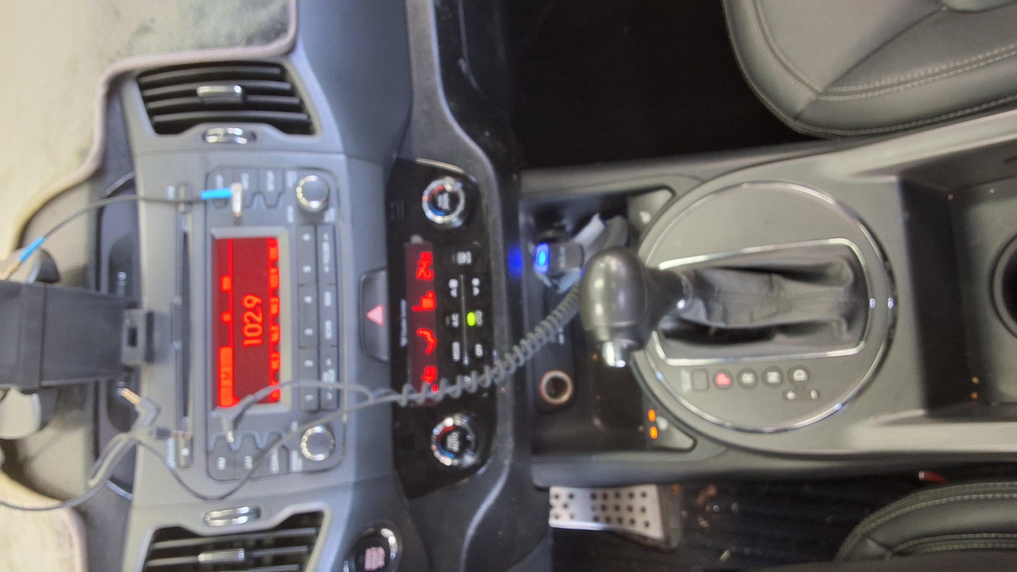 Kia Sportage 2012 - Image 16