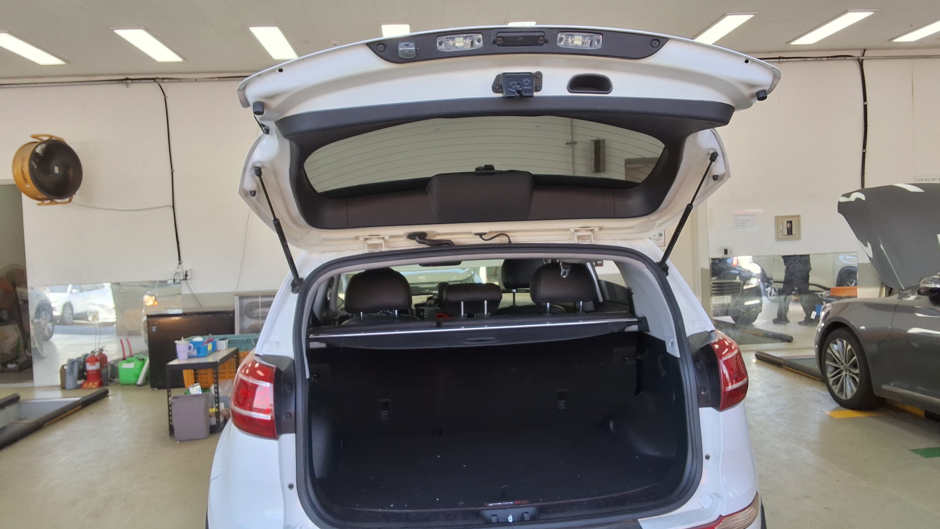 Kia Sportage 2012 - Image 14