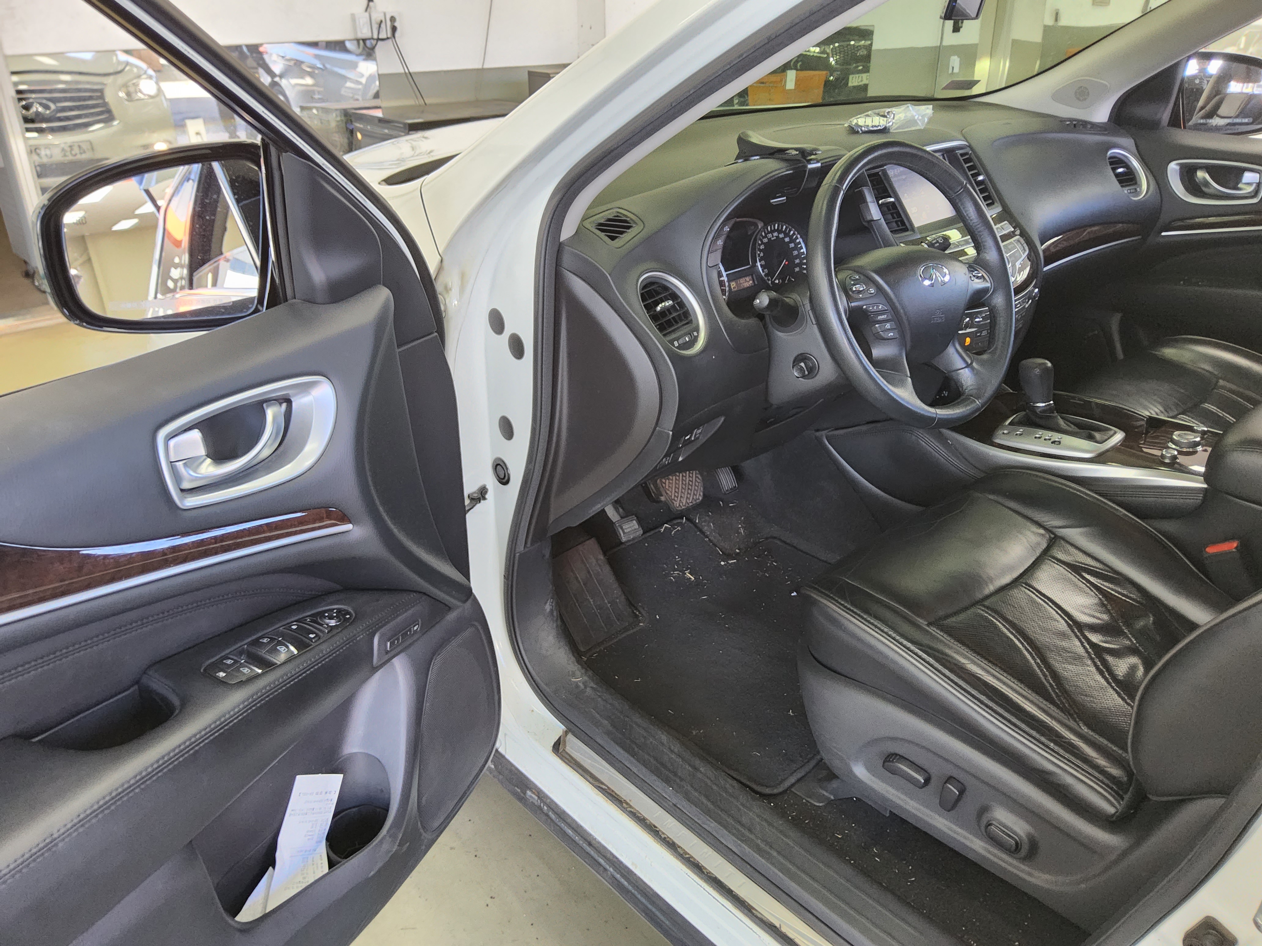 Infiniti QX60 - 9
