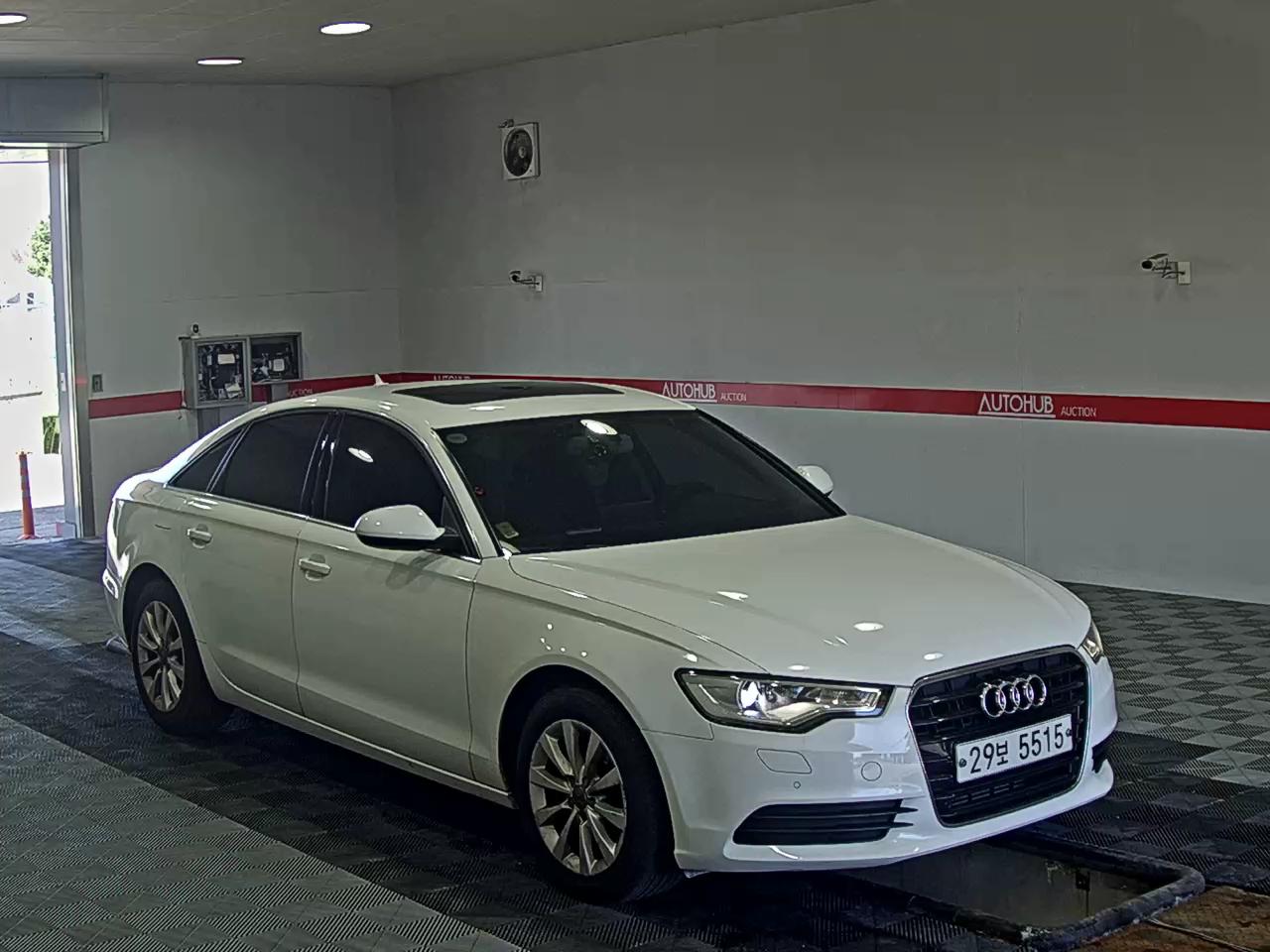 أودي A6 - 2