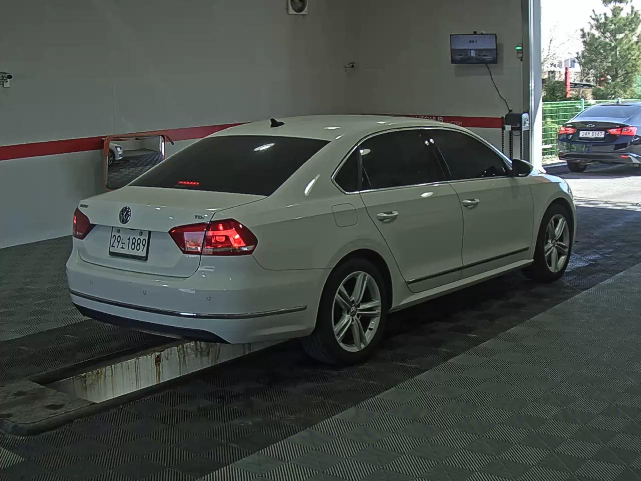 Volkswagen Other - 4
