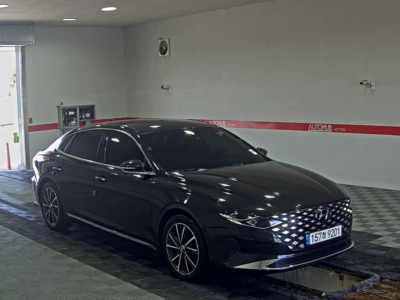 Hyundai Grandeur 2022 - Image 2