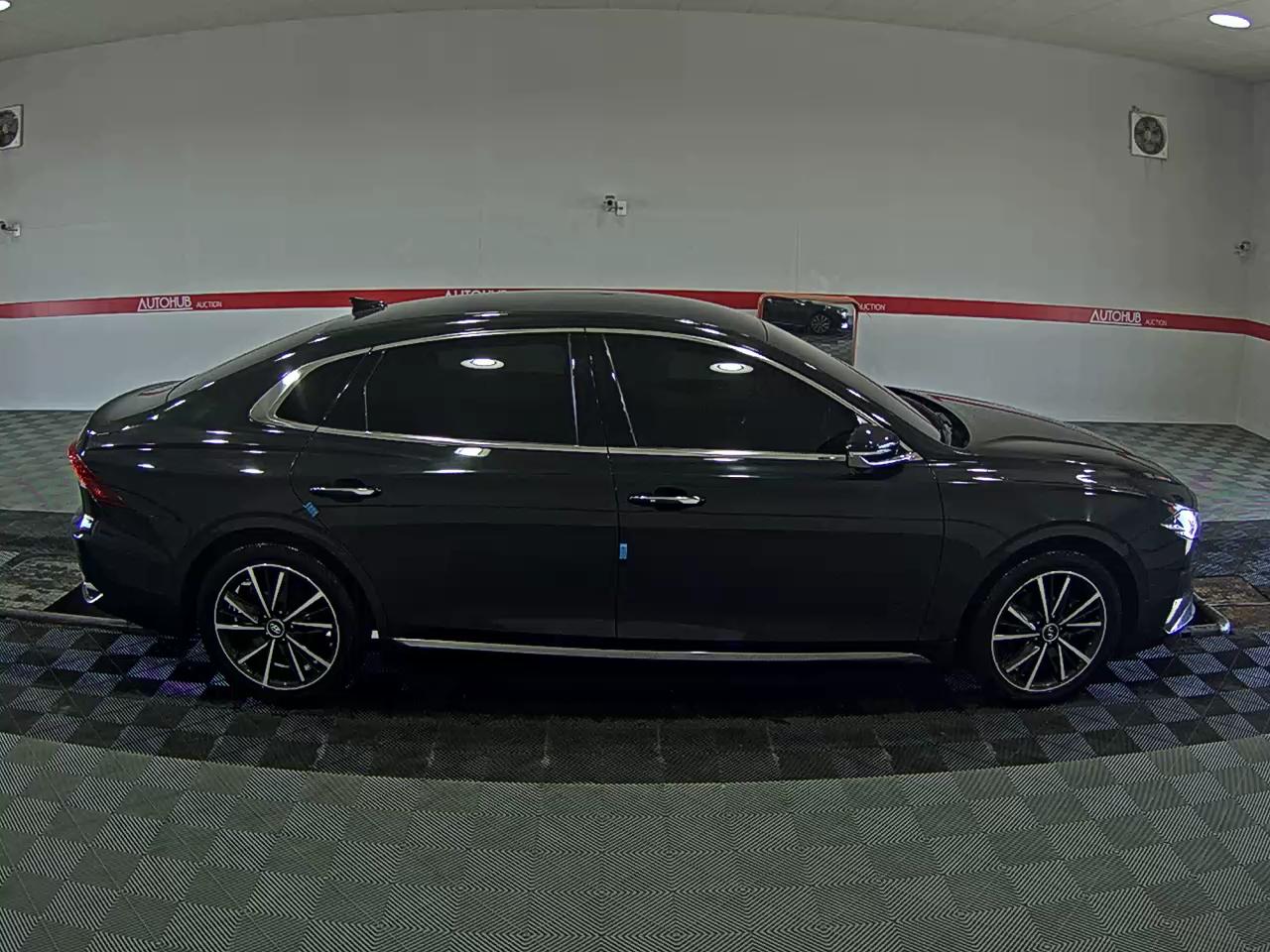 Hyundai Grandeur 2022 - Image 3