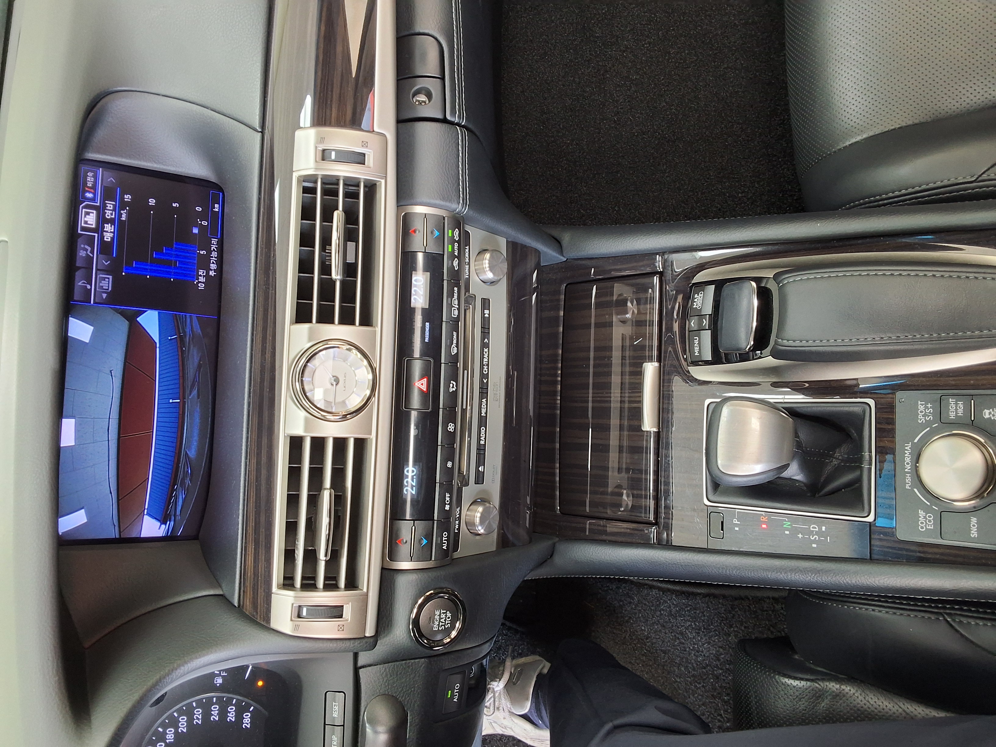 LEXUS LS - 10