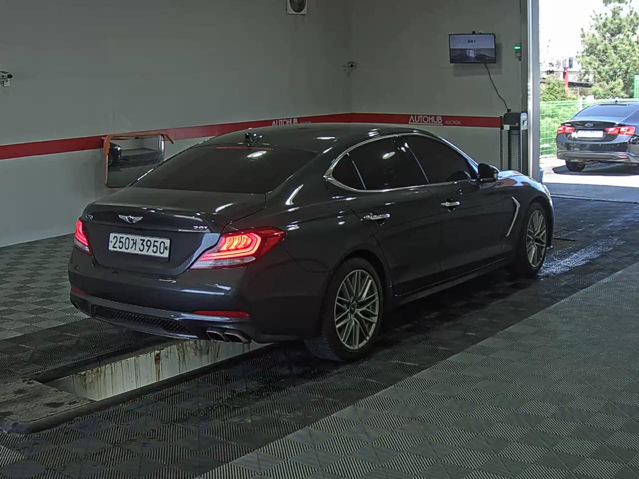 Genesis G70 2020 - Image 4