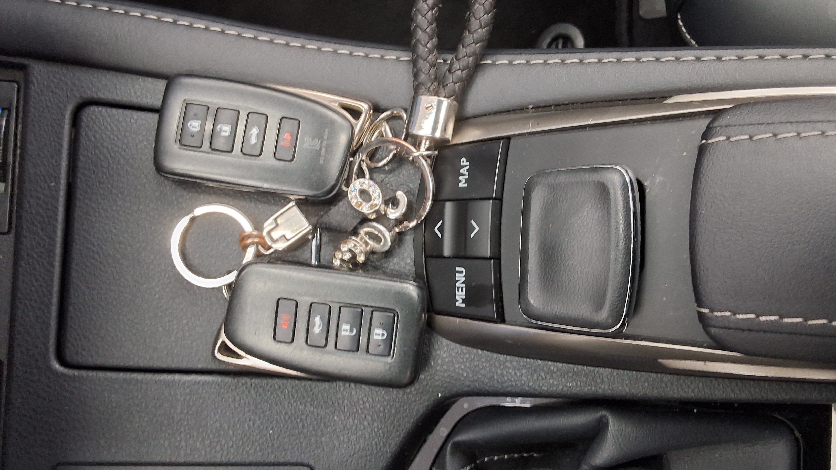 Lexus ES - 18
