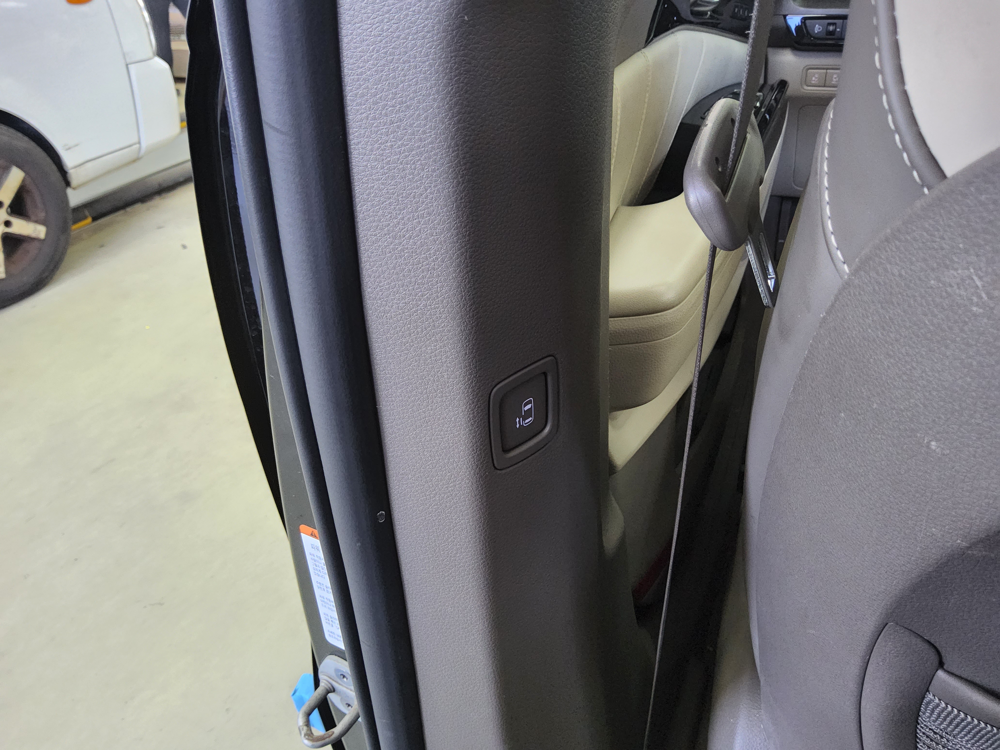 Kia SEDONA 2022 - Image 19