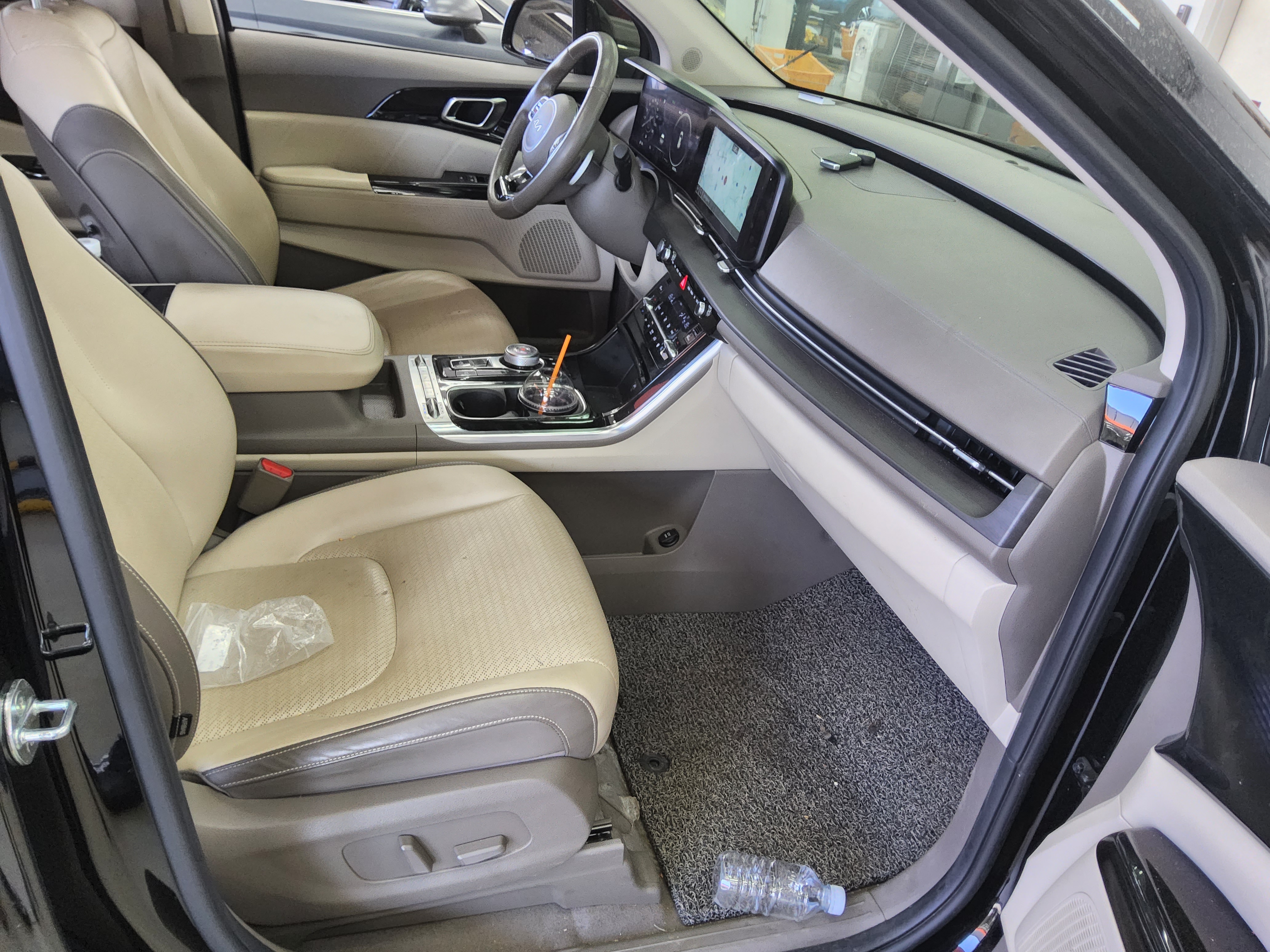 Kia SEDONA 2022 - Image 13