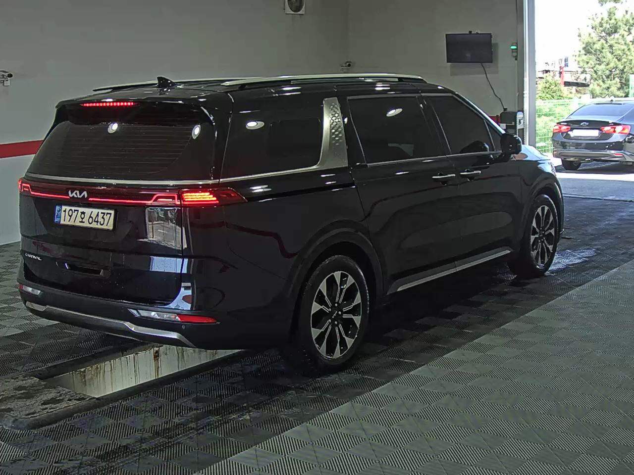 Kia SEDONA 2022 - Image 4