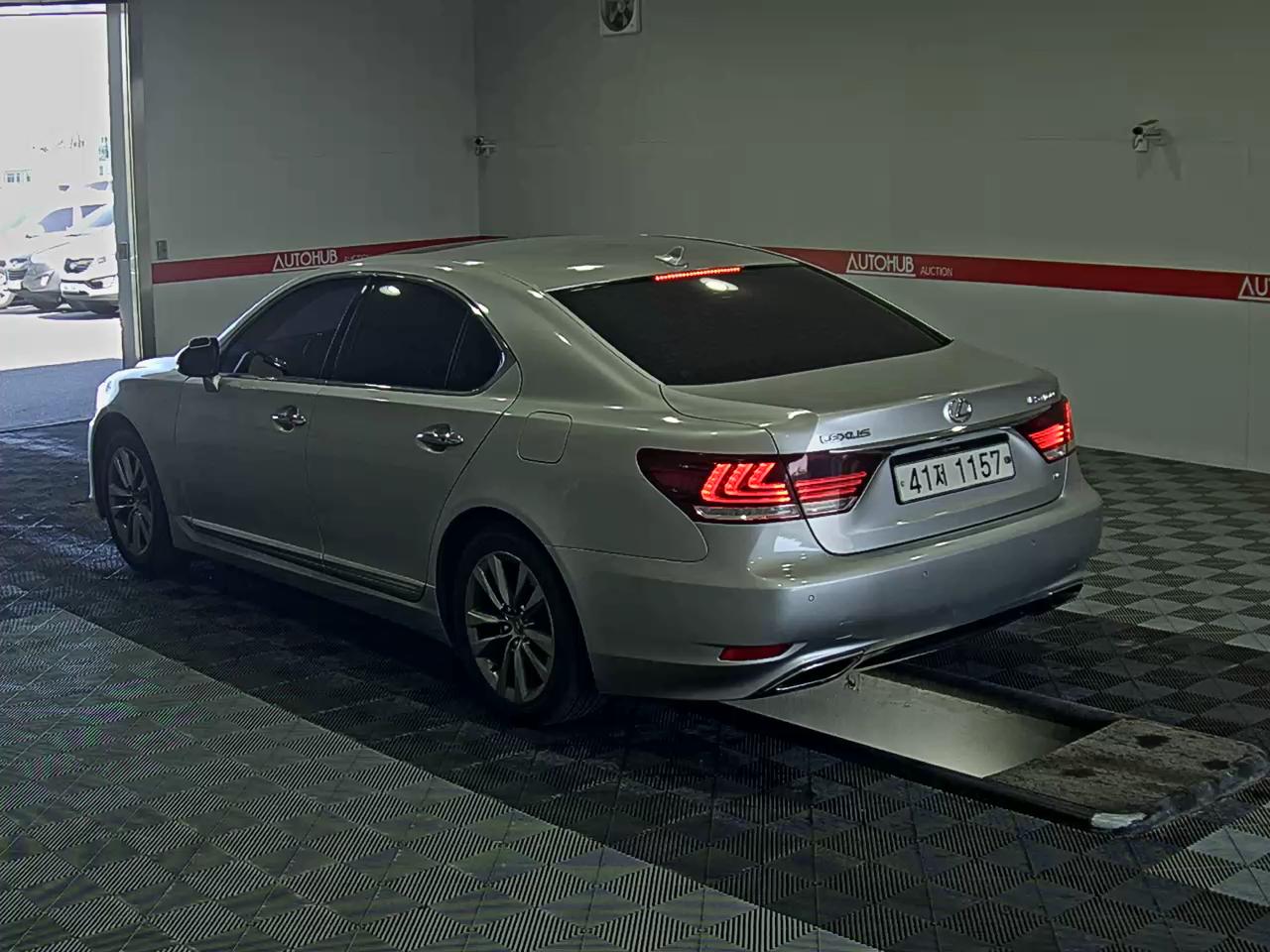 LEXUS LS - 5