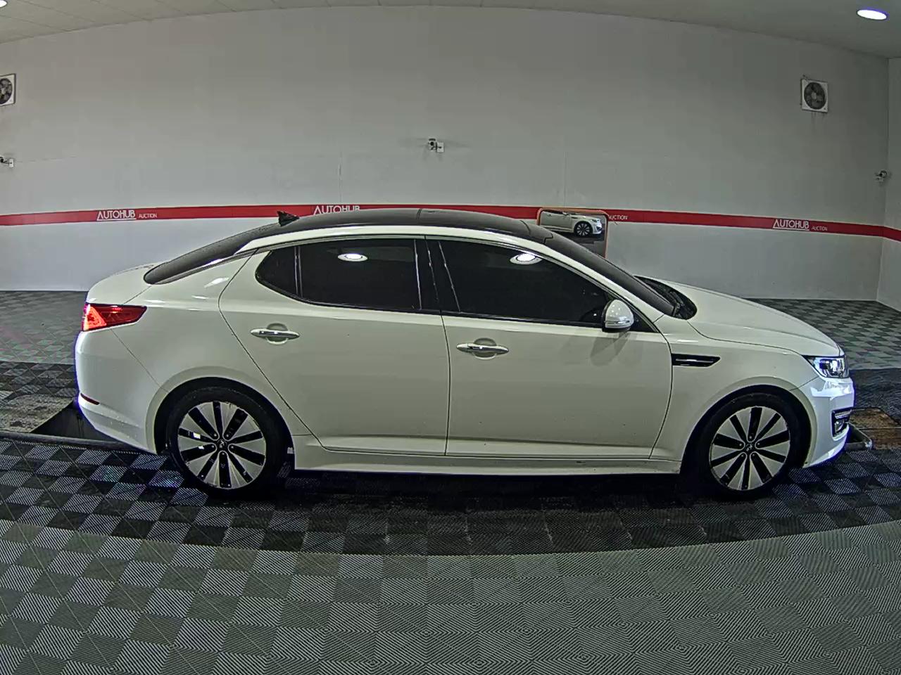 Kia K5 2011 - Image 3