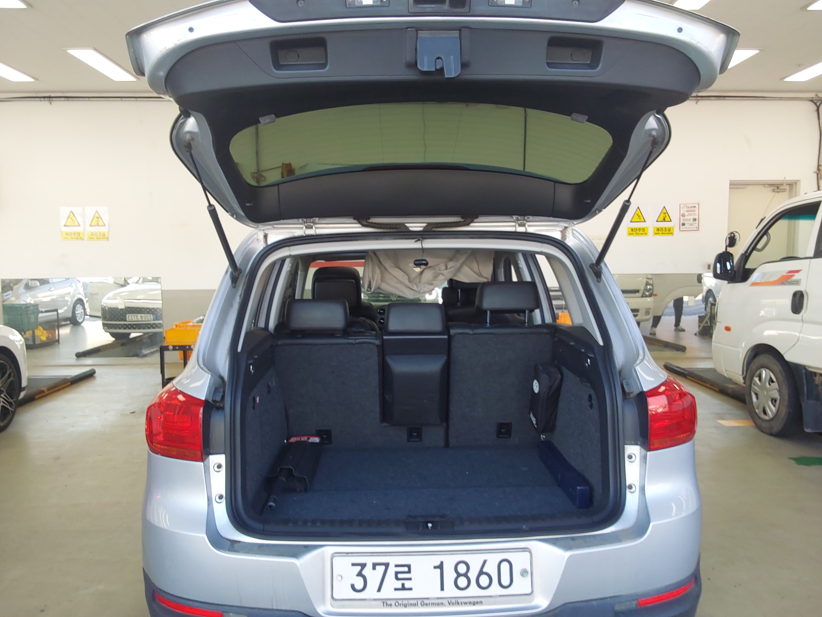 Volkswagen Tiguan - 14