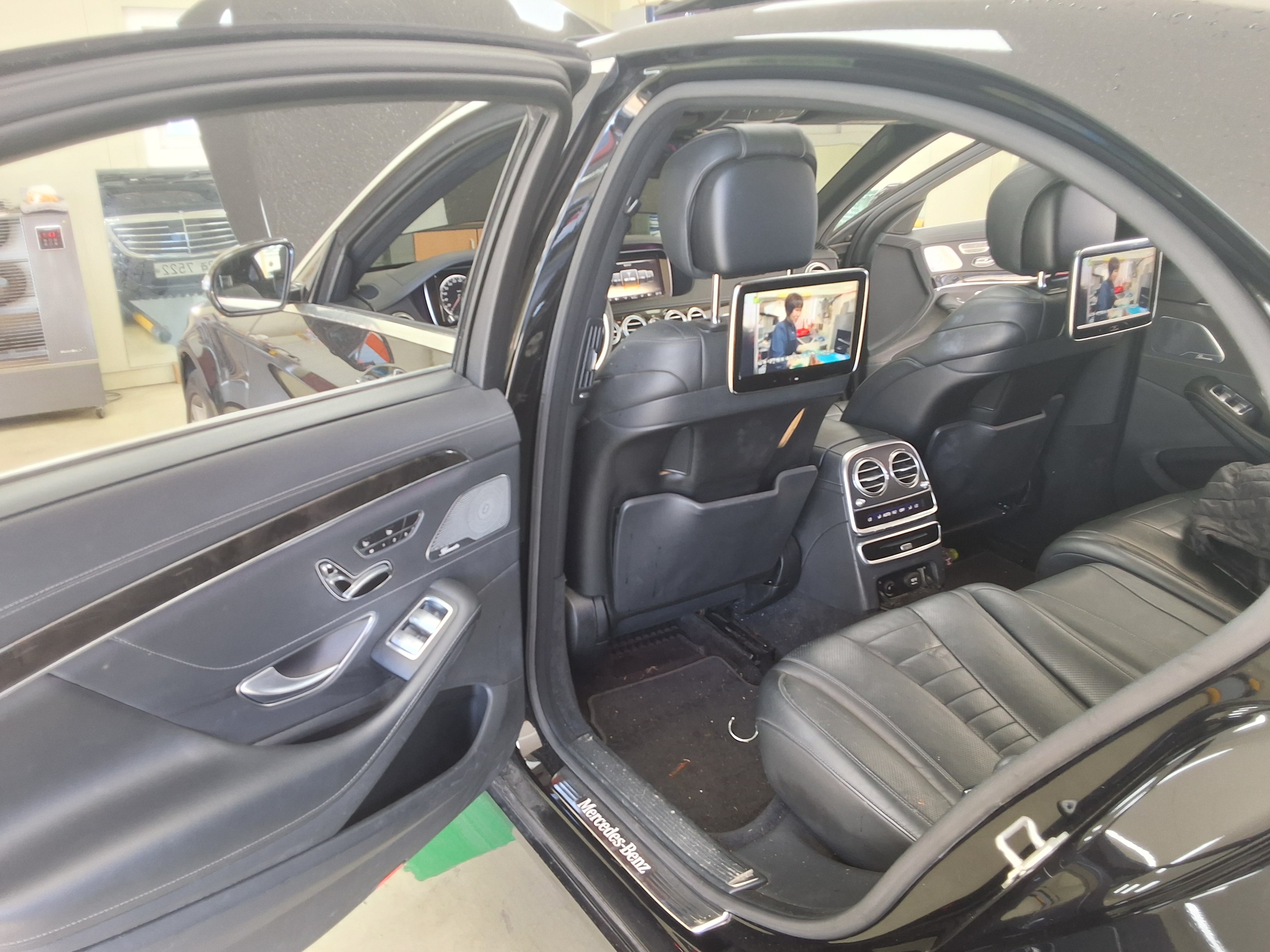 Mercedes-Benz S-Class 2014 - Image 11