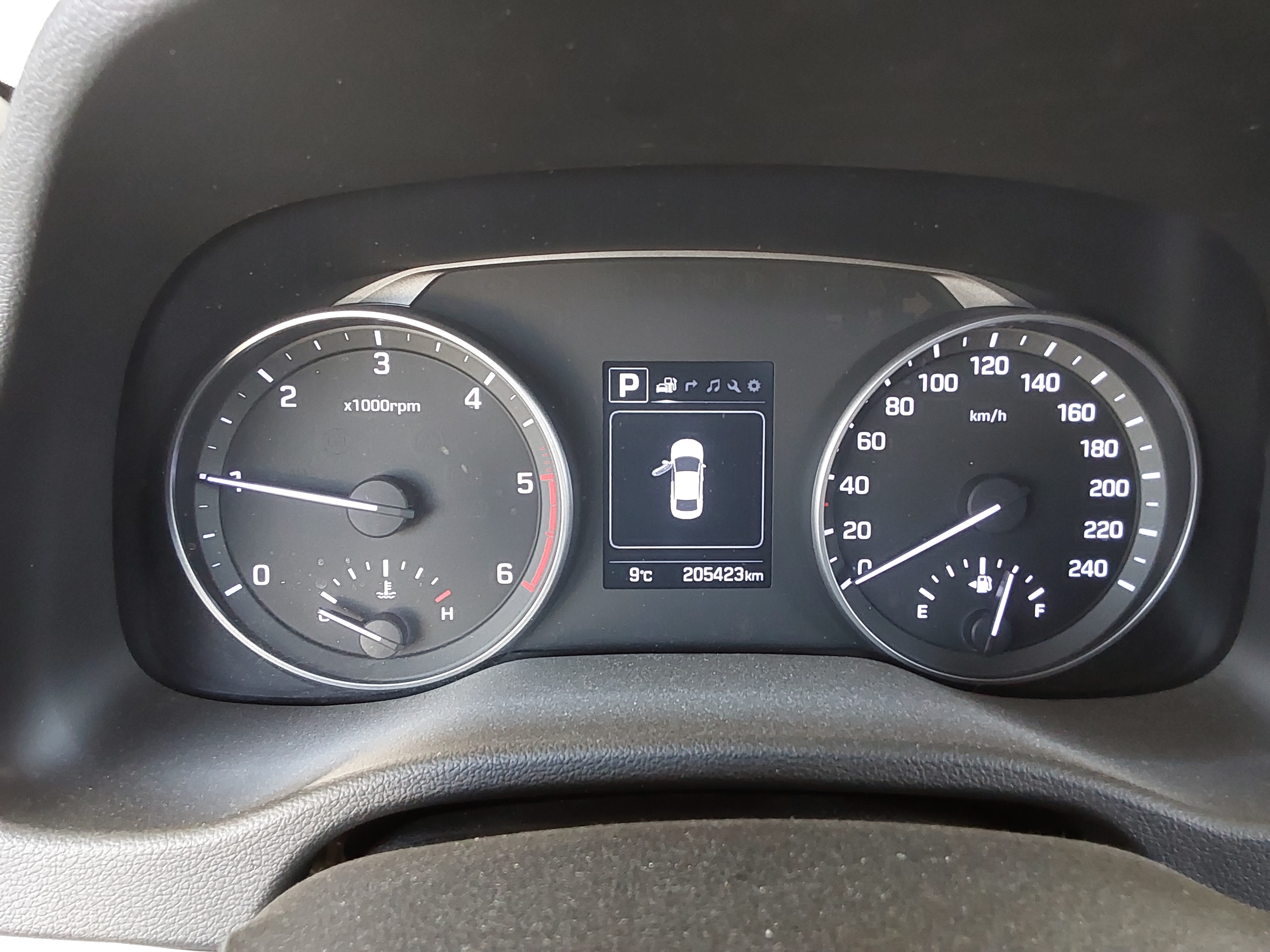 Hyundai Elantra 2016 - Image 8
