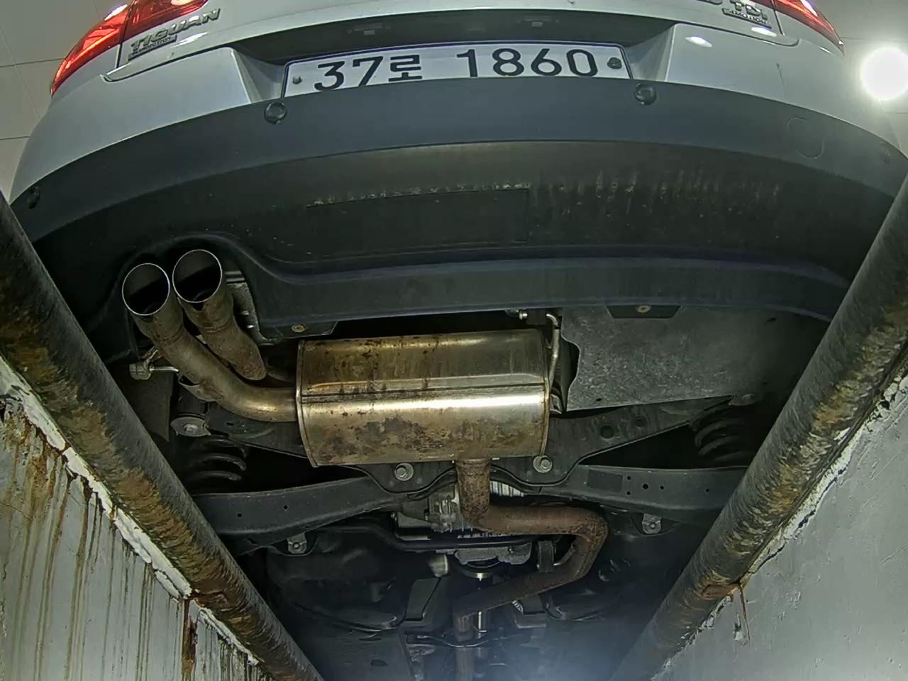 Volkswagen Tiguan - 7