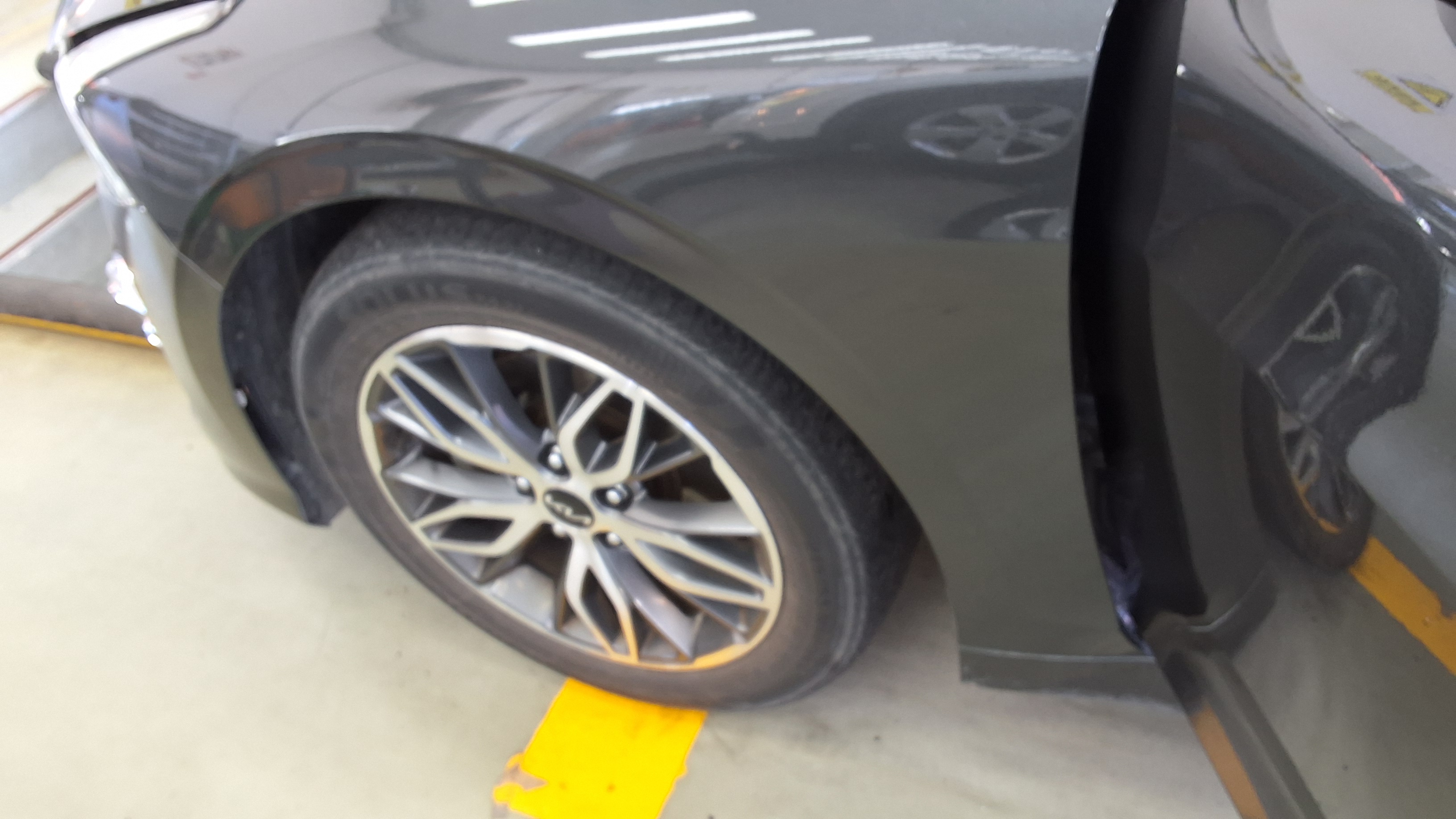 Kia K5 2023 - Image 21