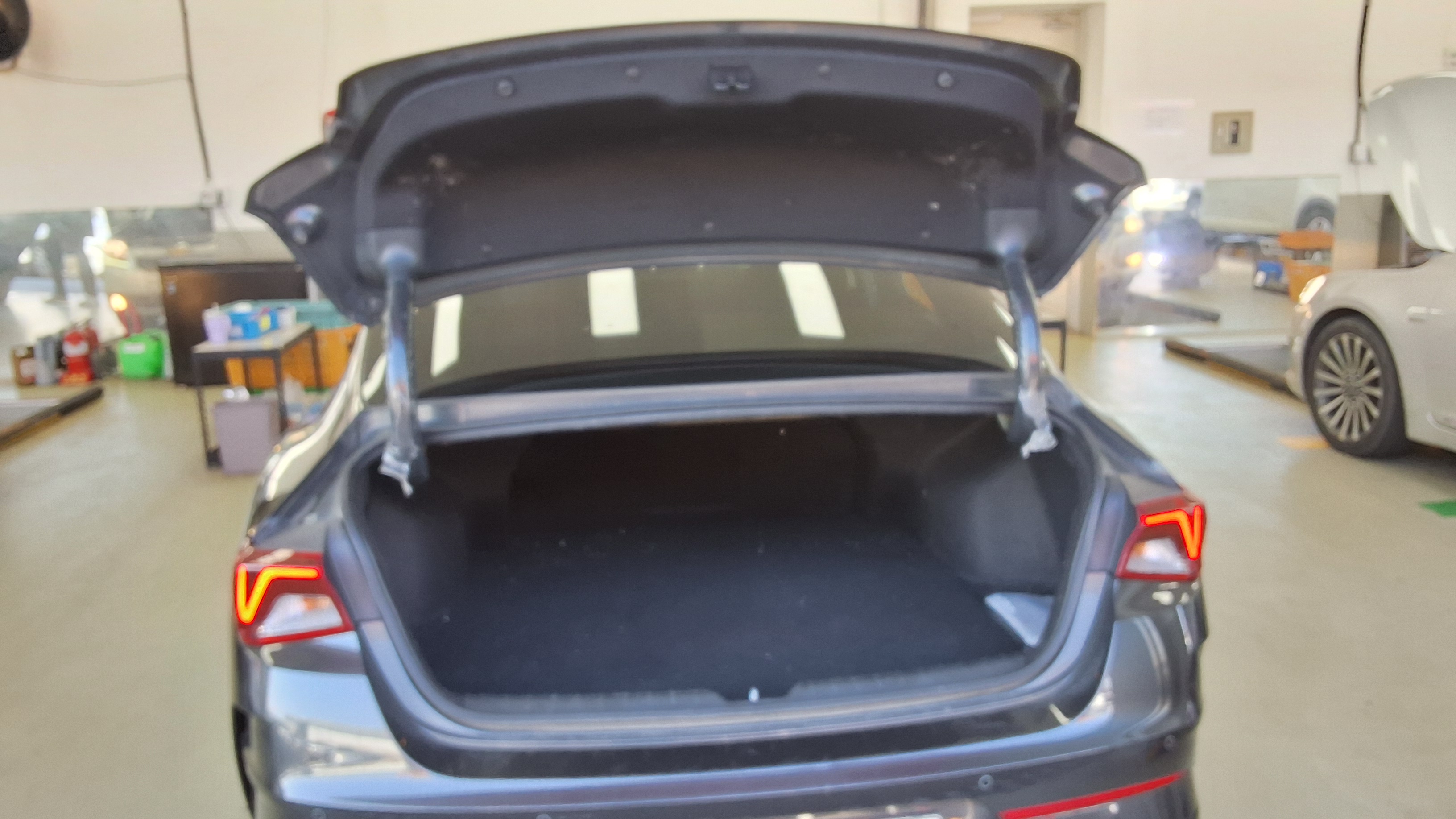 Kia K5 2023 - Image 14