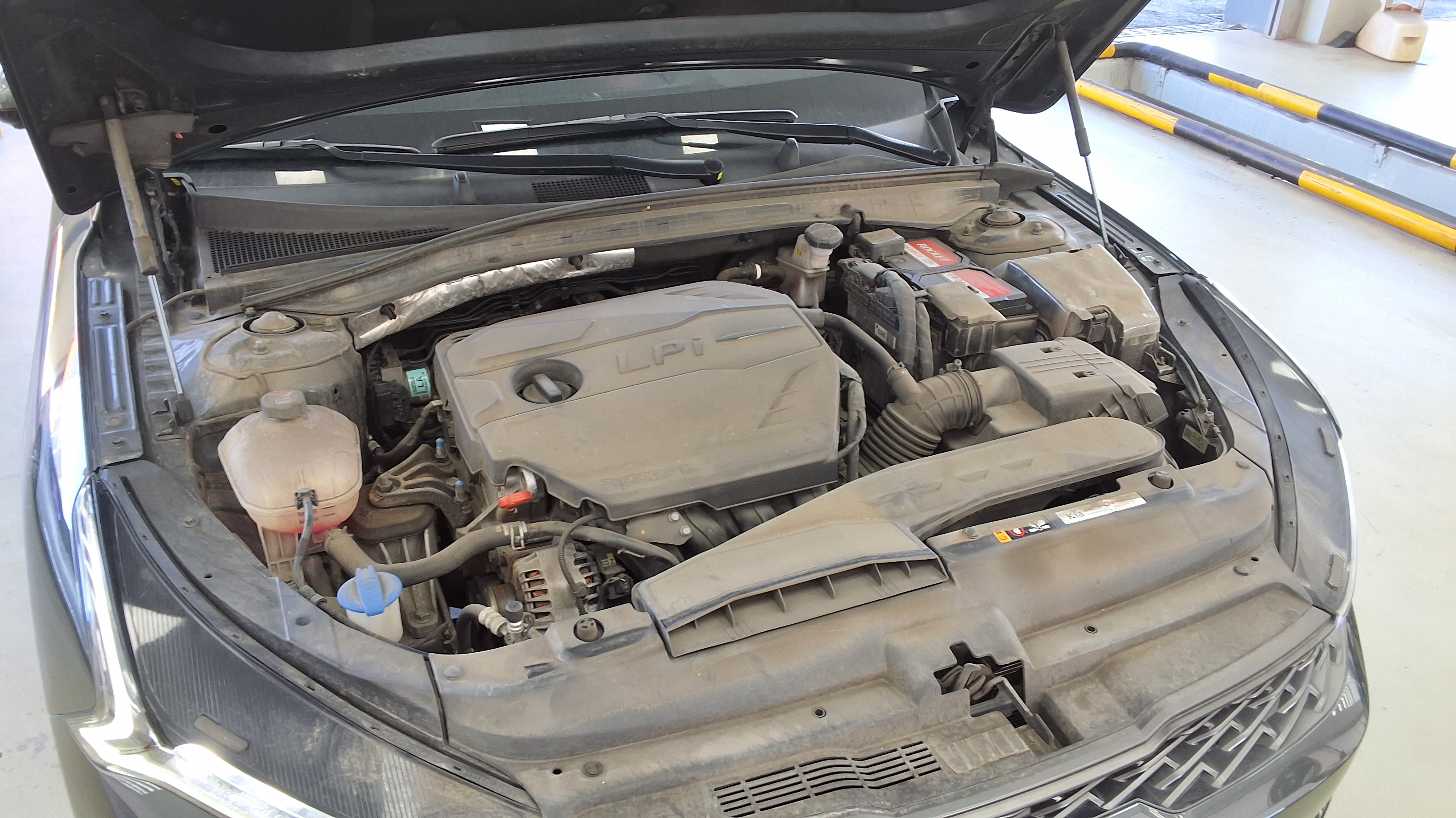 Kia K5 2023 - Image 19