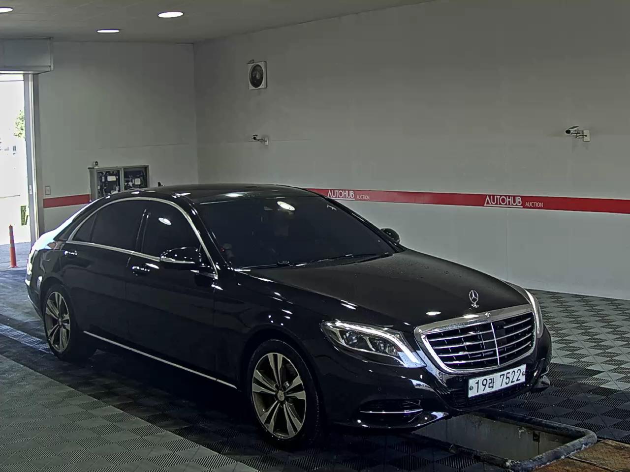 Mercedes-Benz S-Class 2014 - Image 2
