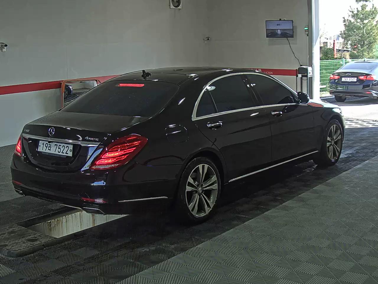 Mercedes-Benz S-Class 2014 - Image 4