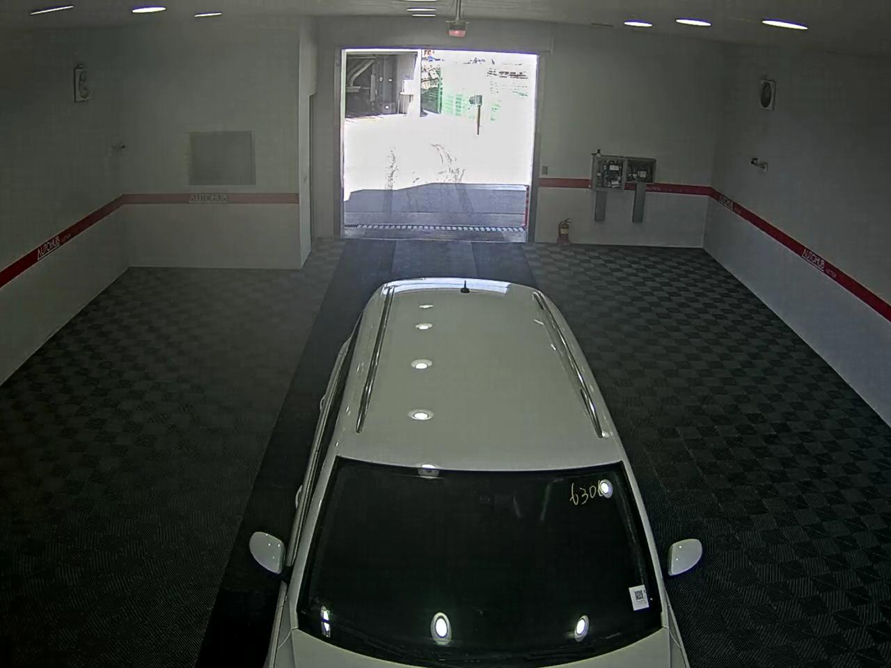 Volkswagen Tiguan 2015 - Image 6