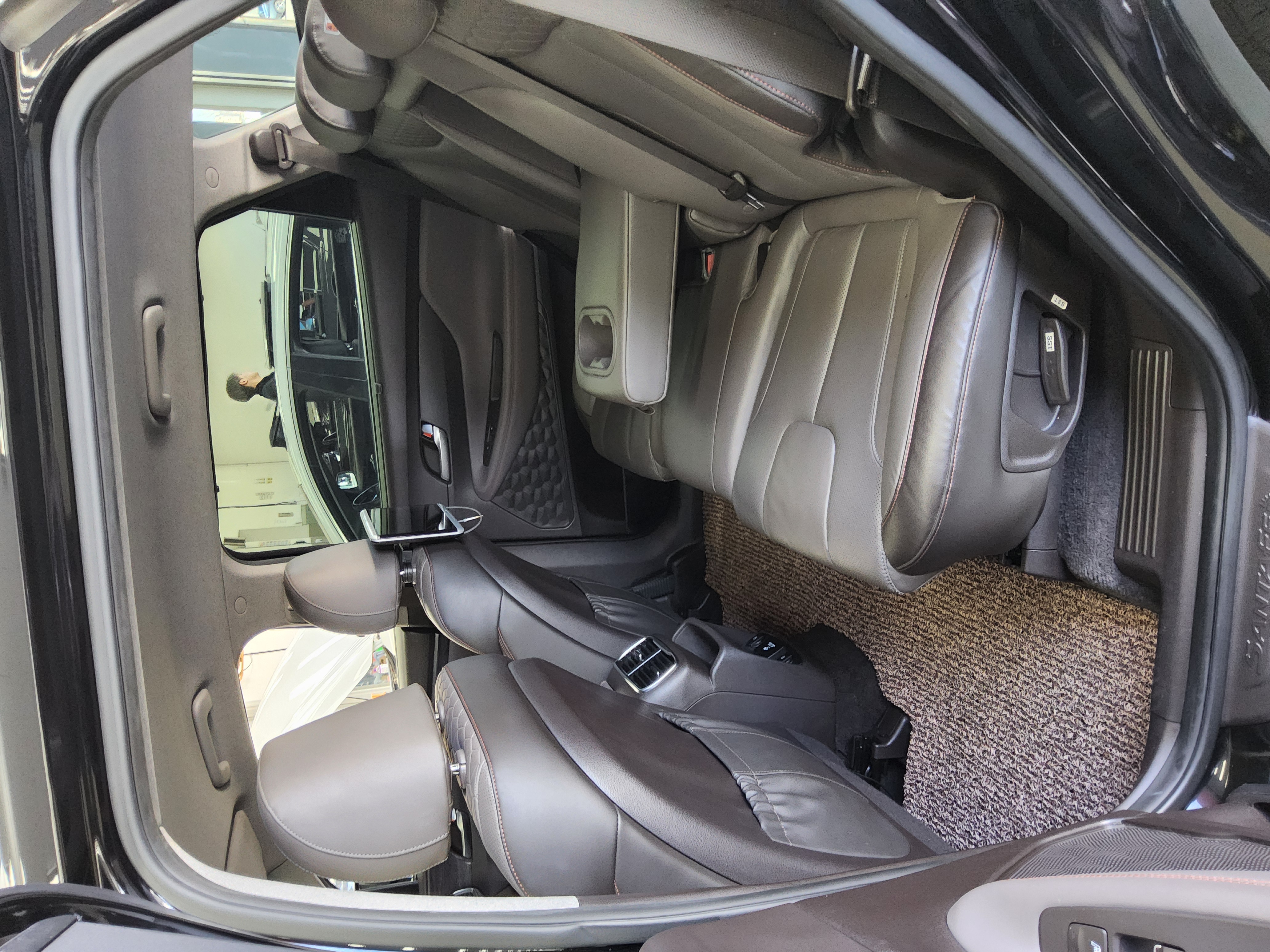 Hyundai Santa Fe 2019 - Image 11