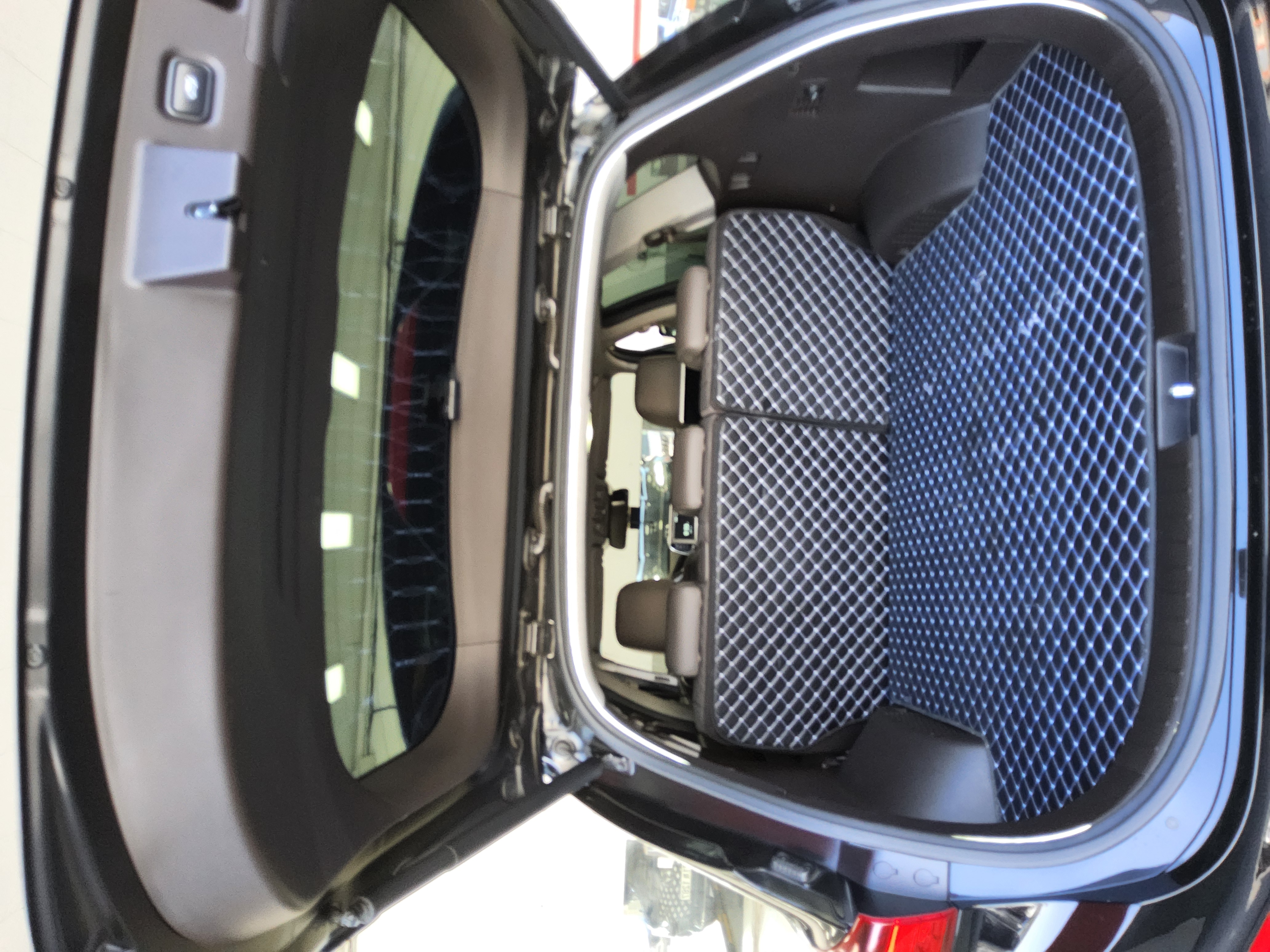 Hyundai Santa Fe 2019 - Image 14