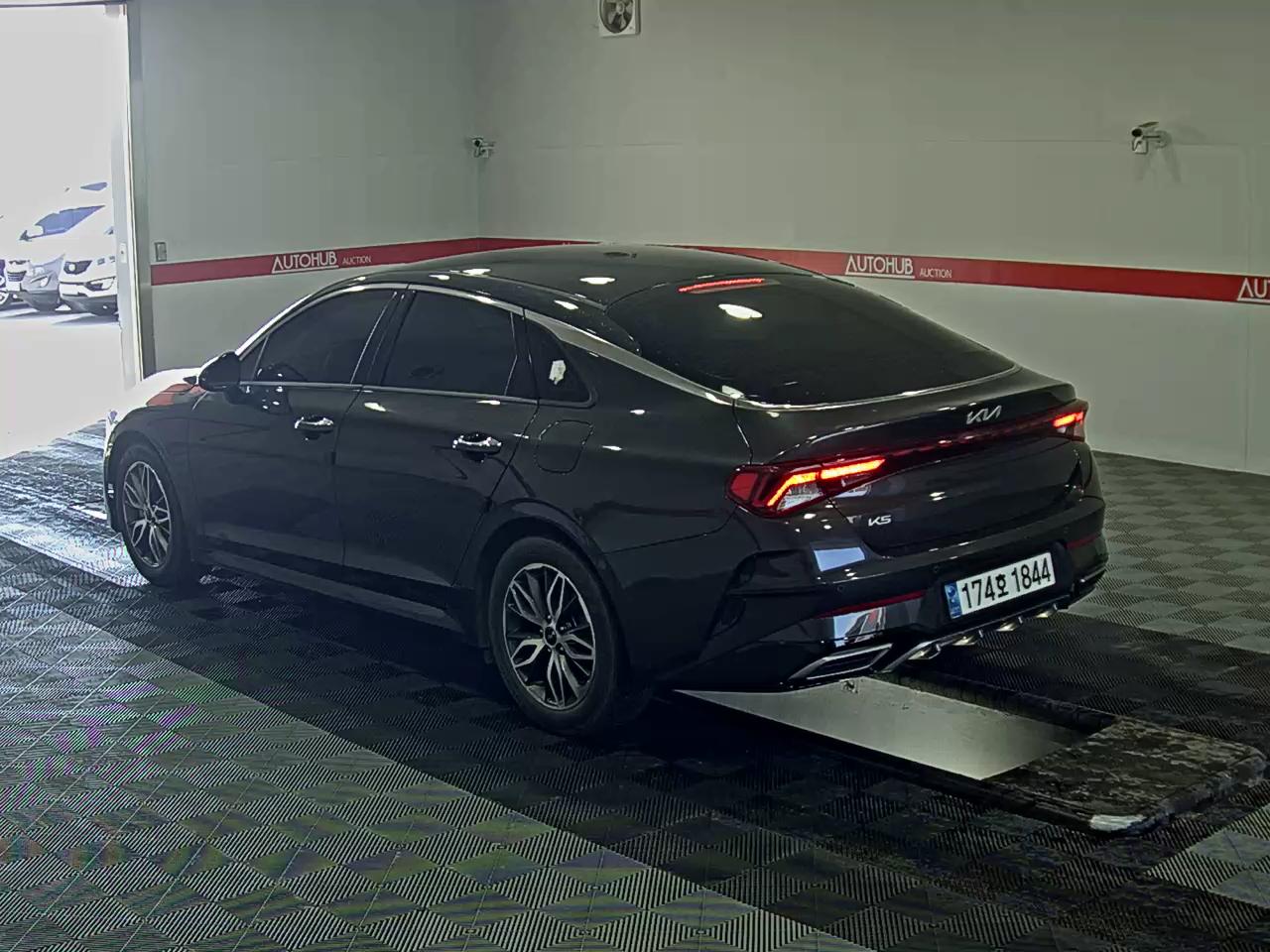 Kia K5 2023 - Image 5