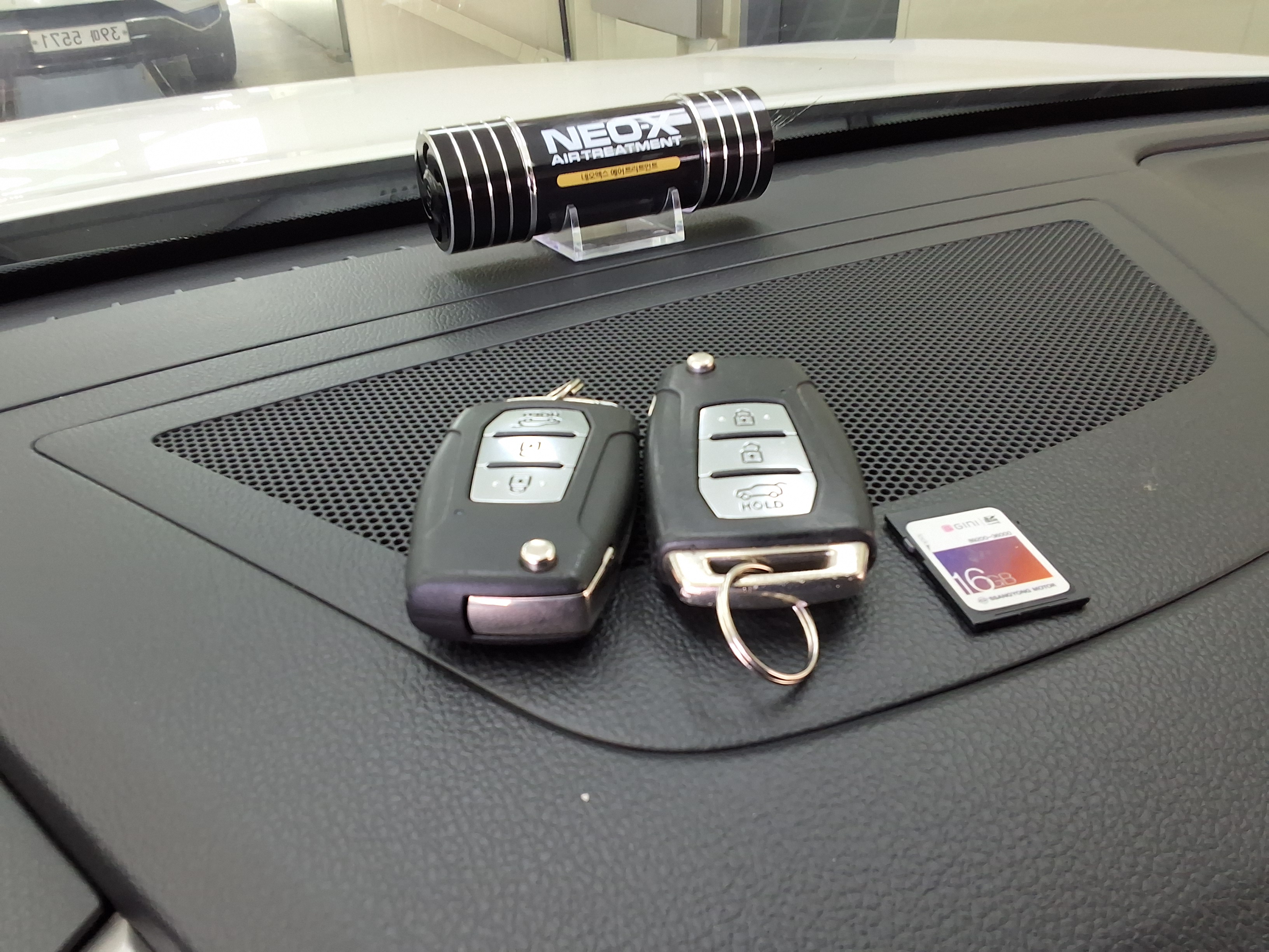 KG Mobility Rexton - 17