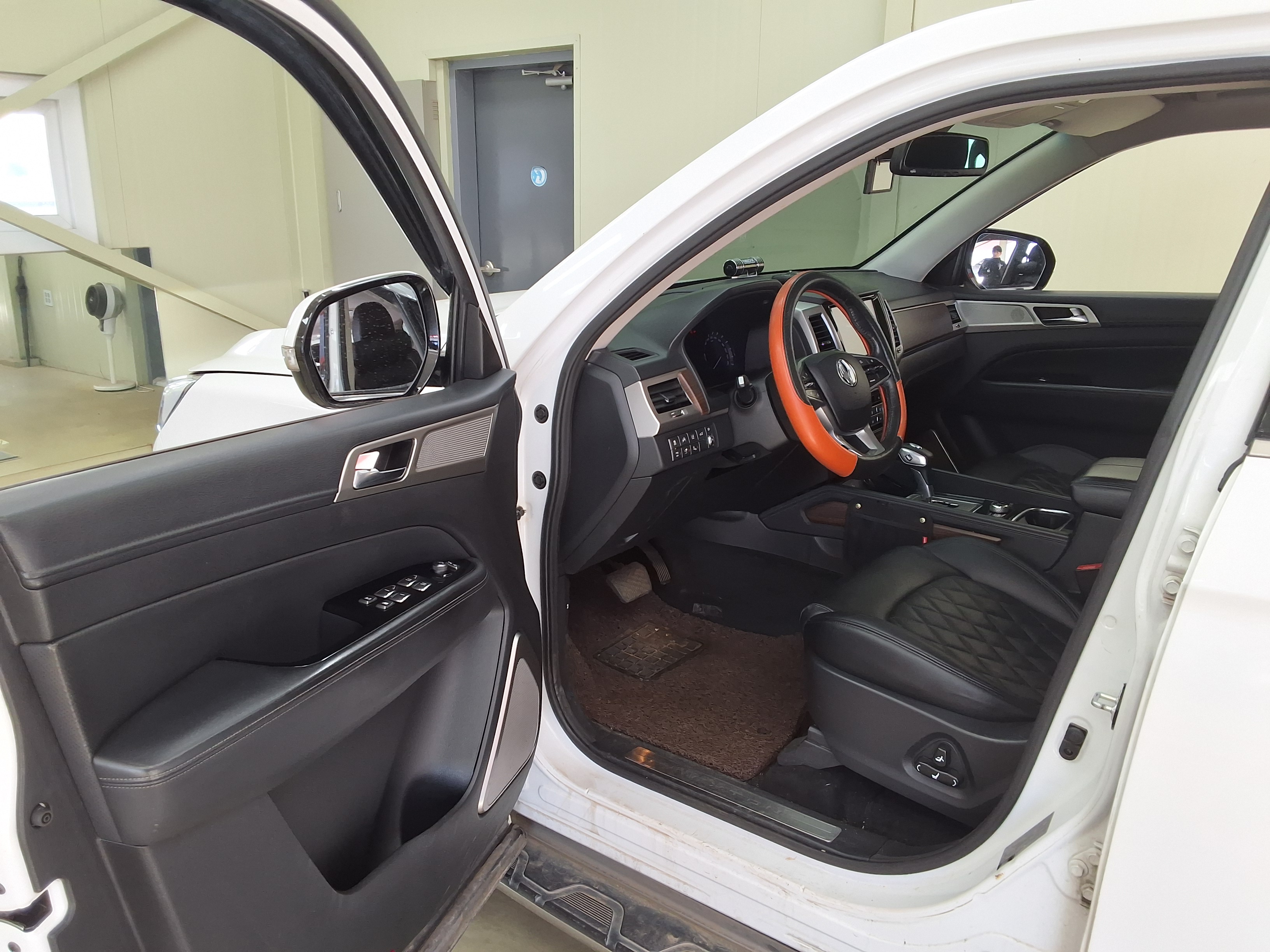KG Mobility Rexton - 9