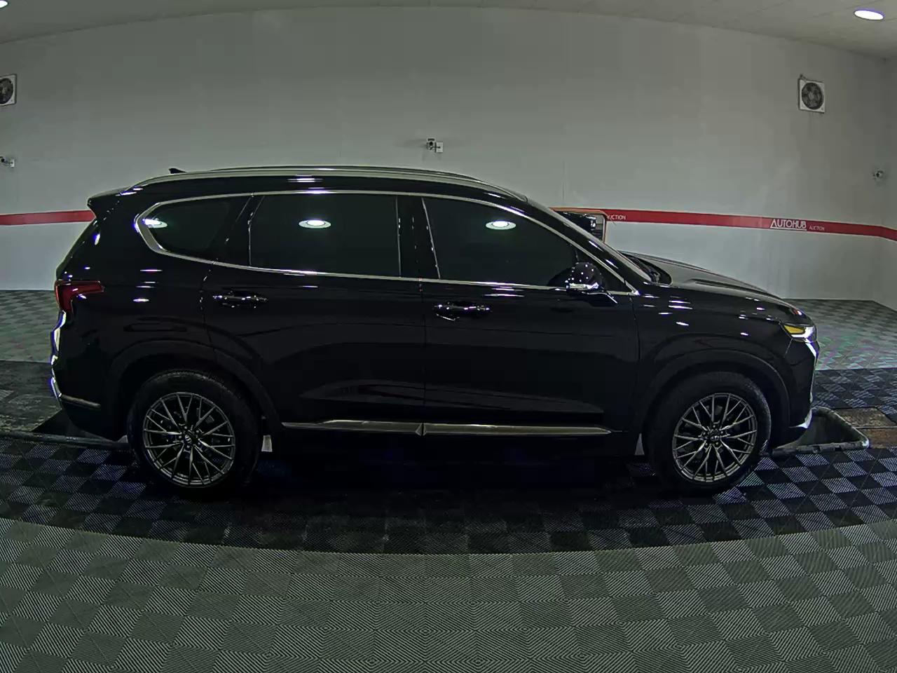 Hyundai Santa Fe 2019 - Image 3