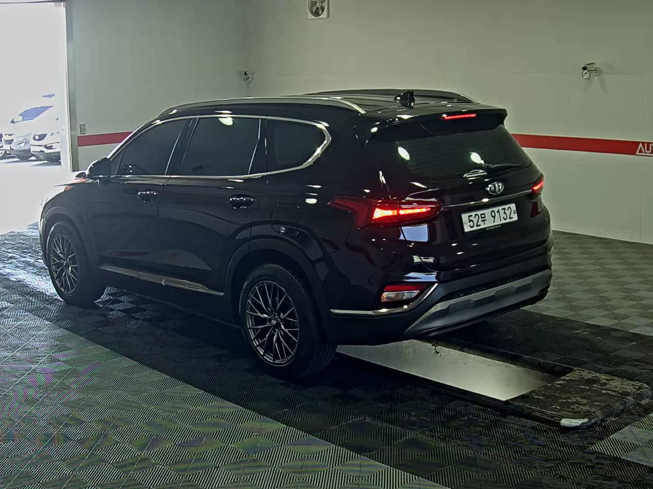 Hyundai Santa Fe 2019 - Image 5