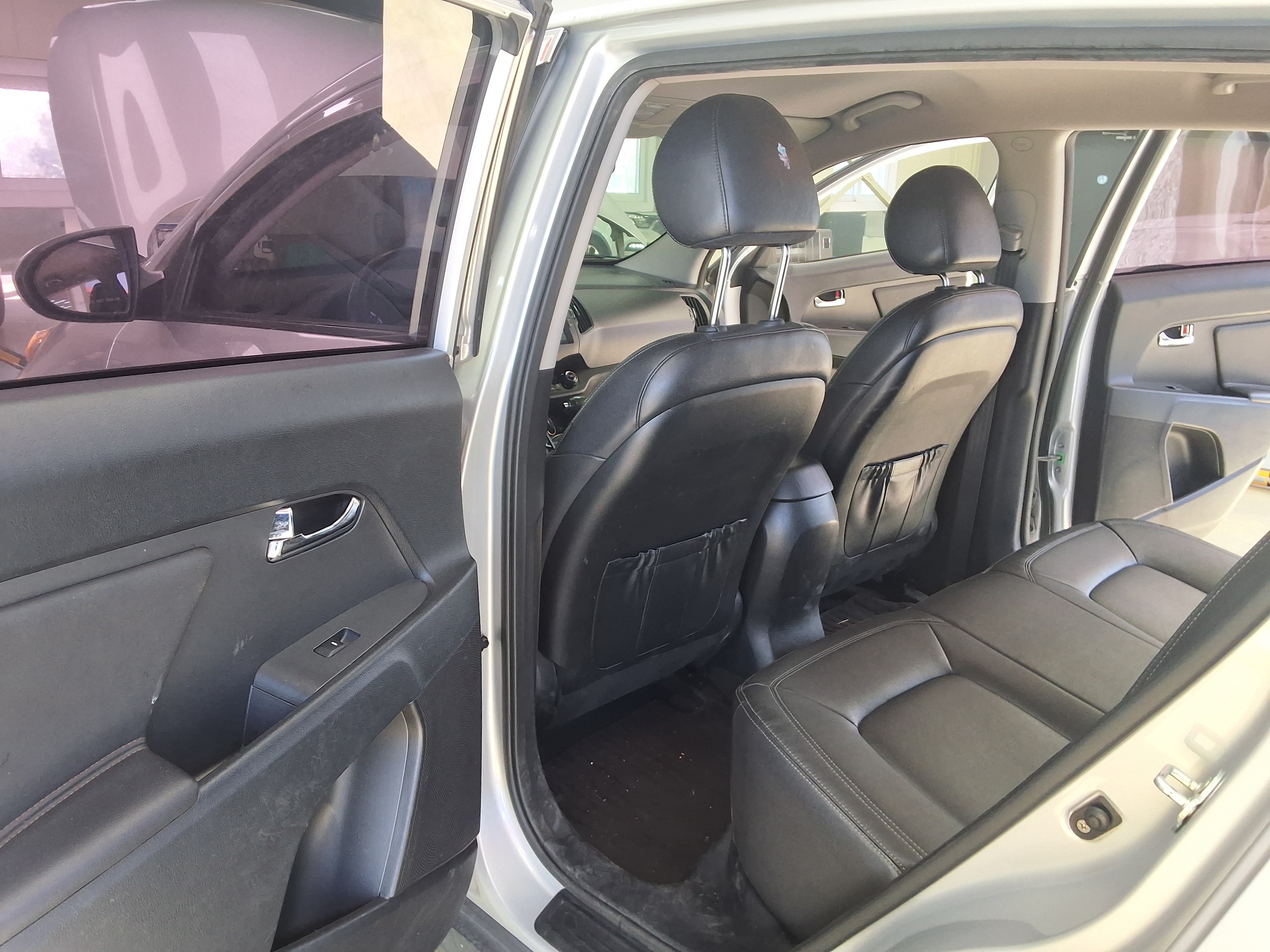 Kia Sportage 2012 - Image 11