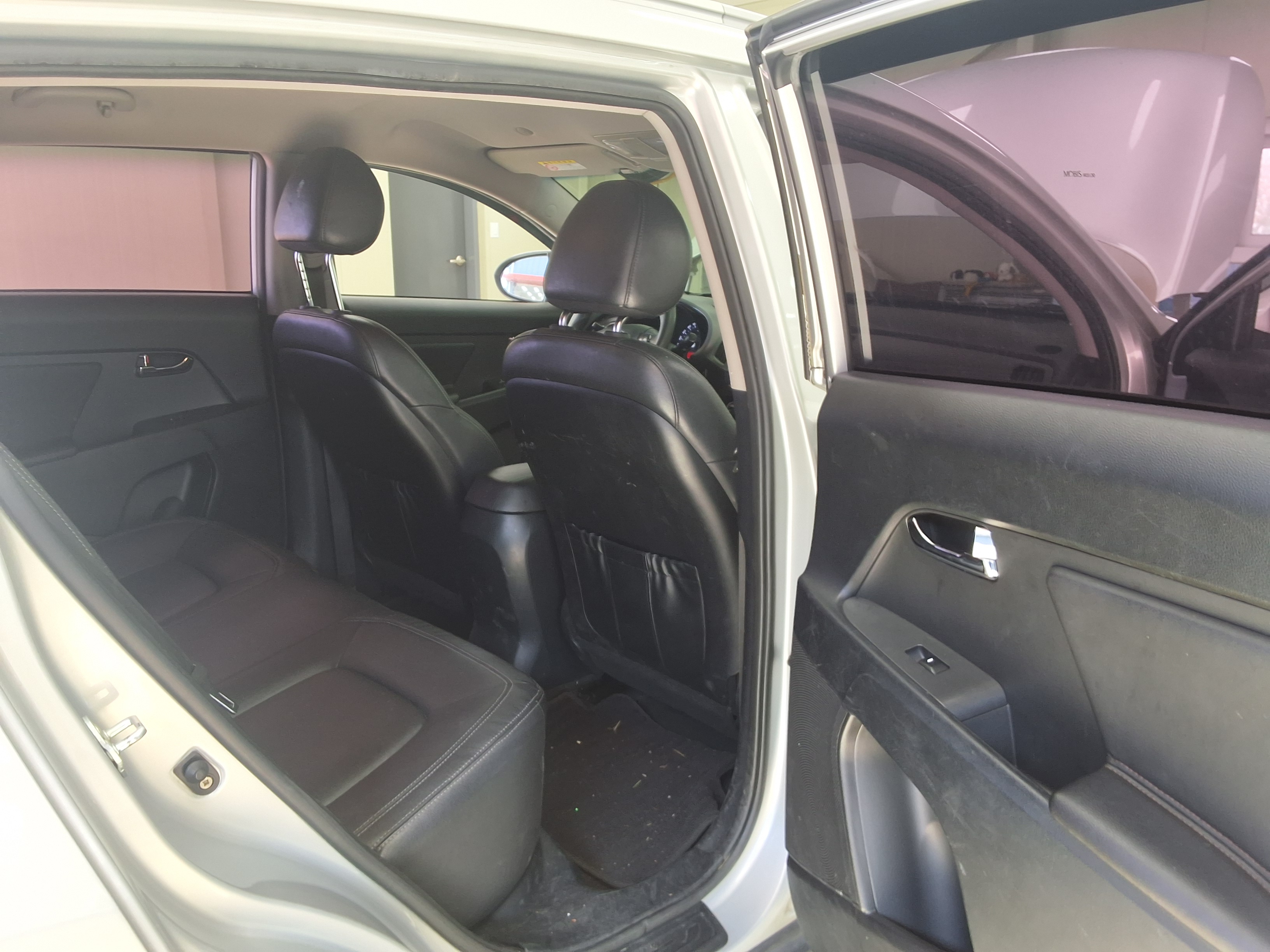 Kia Sportage 2012 - Image 12