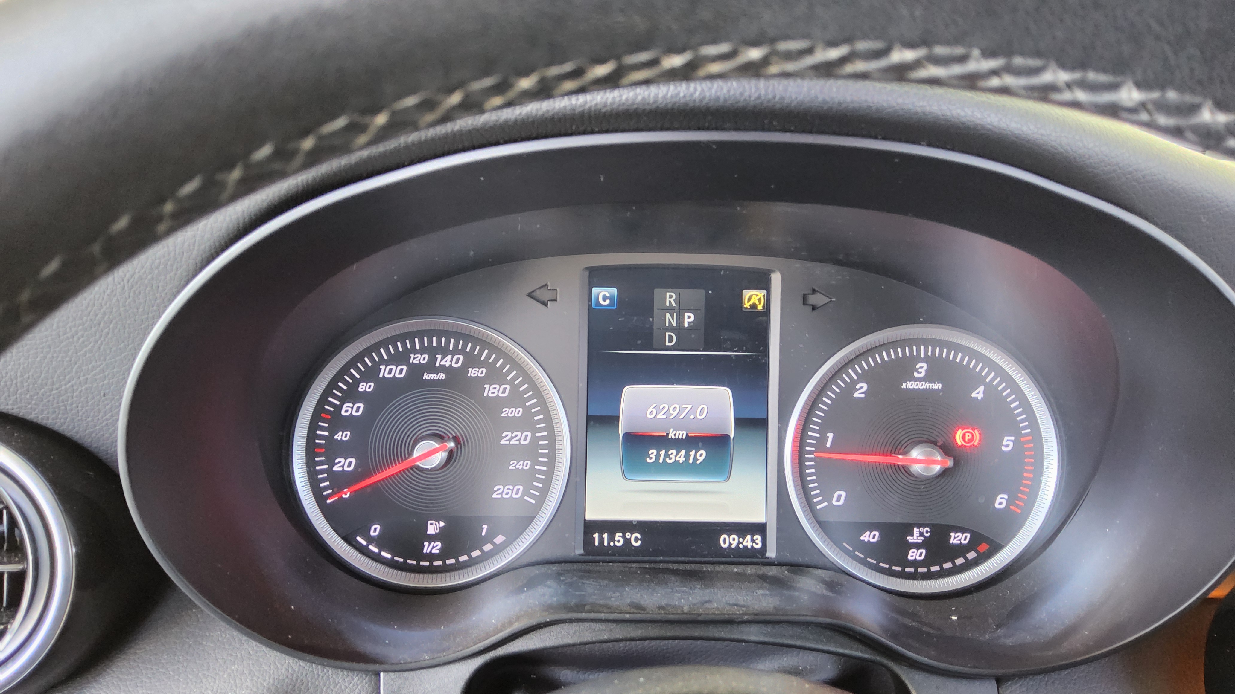 Mercedes-Benz GLC-Class 2017 - Image 8