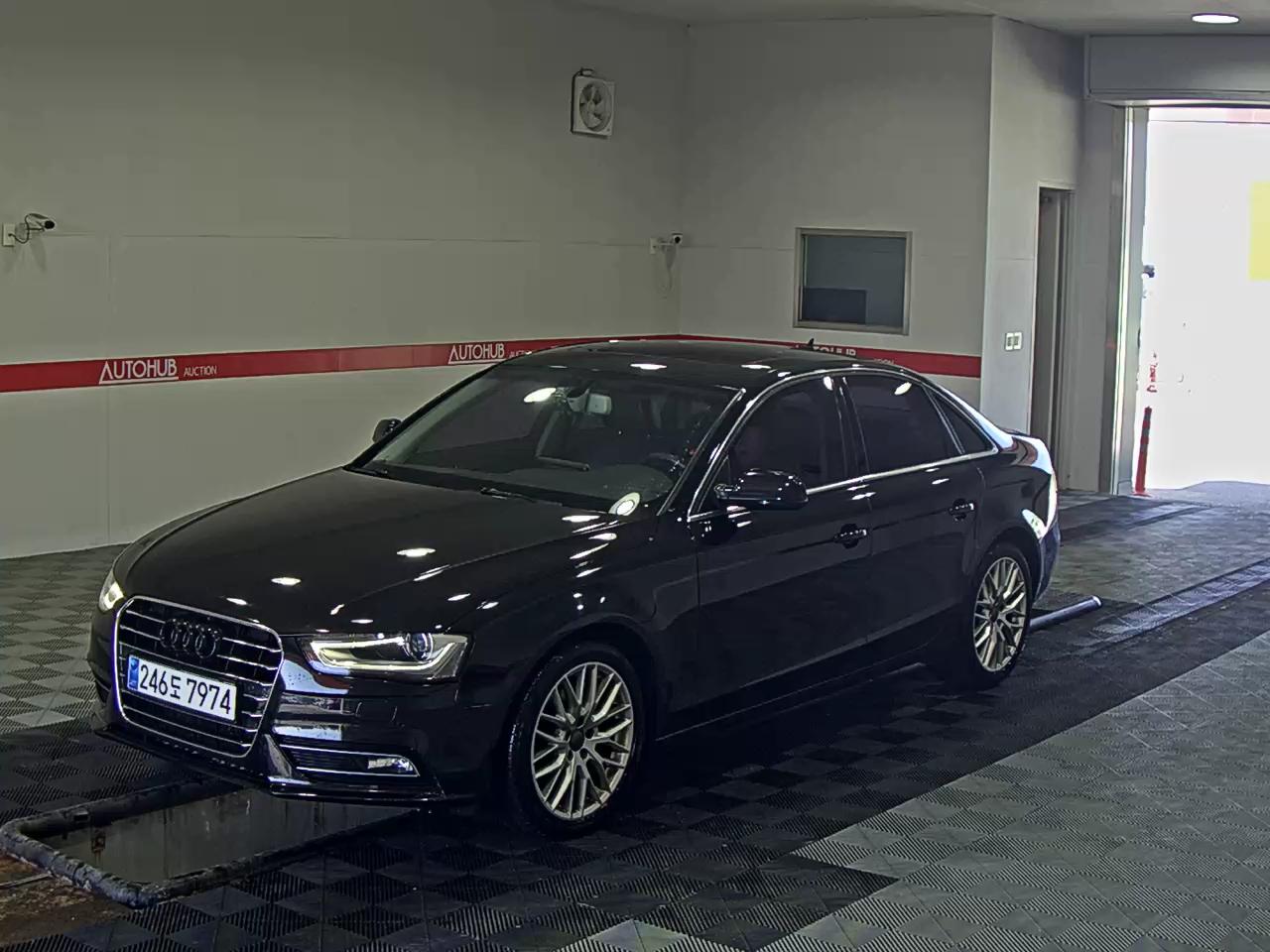 أودي A4