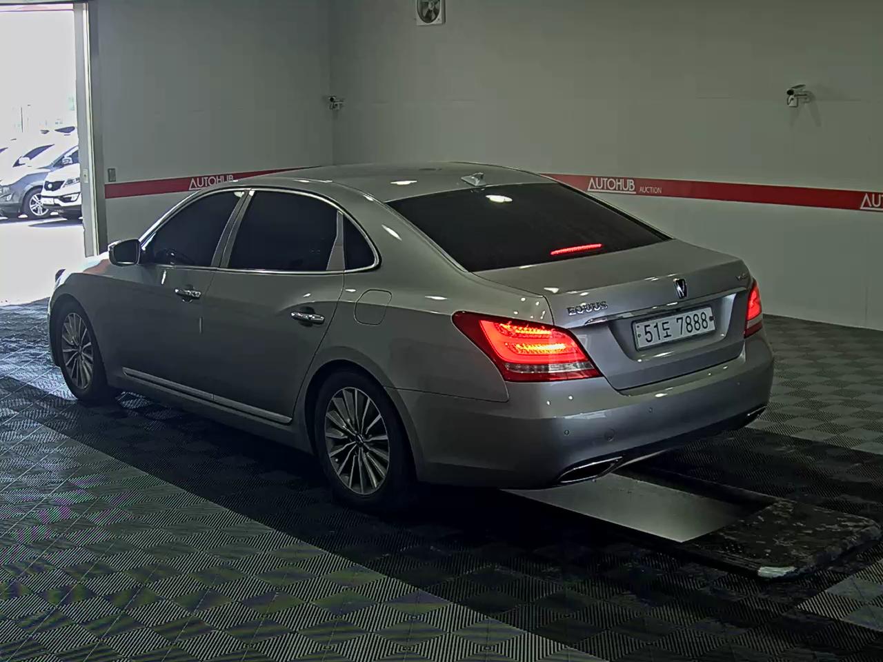 Hyundai New Equus 2014 - Image 5