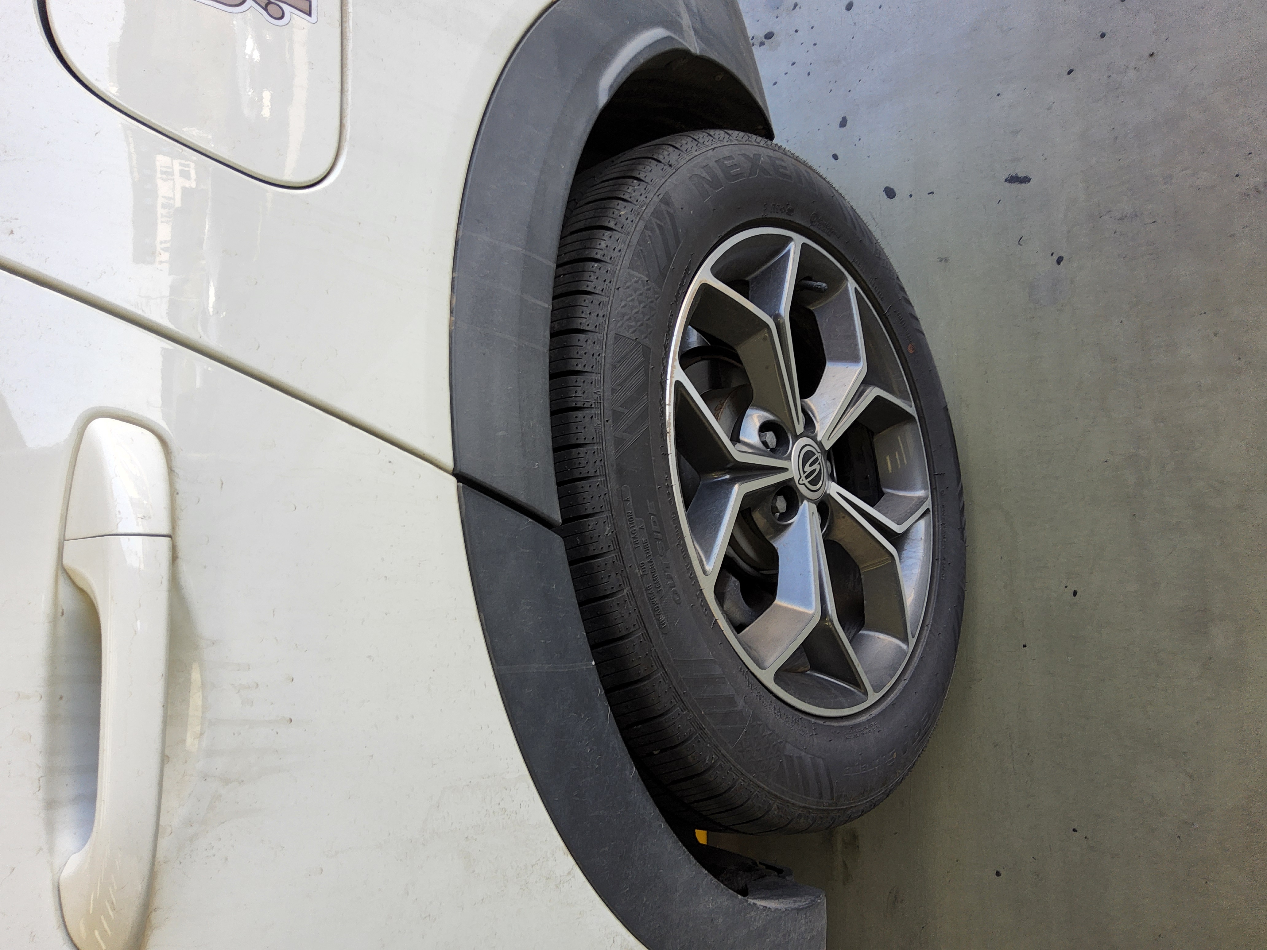 KG Mobility Korando 2019 - Image 21