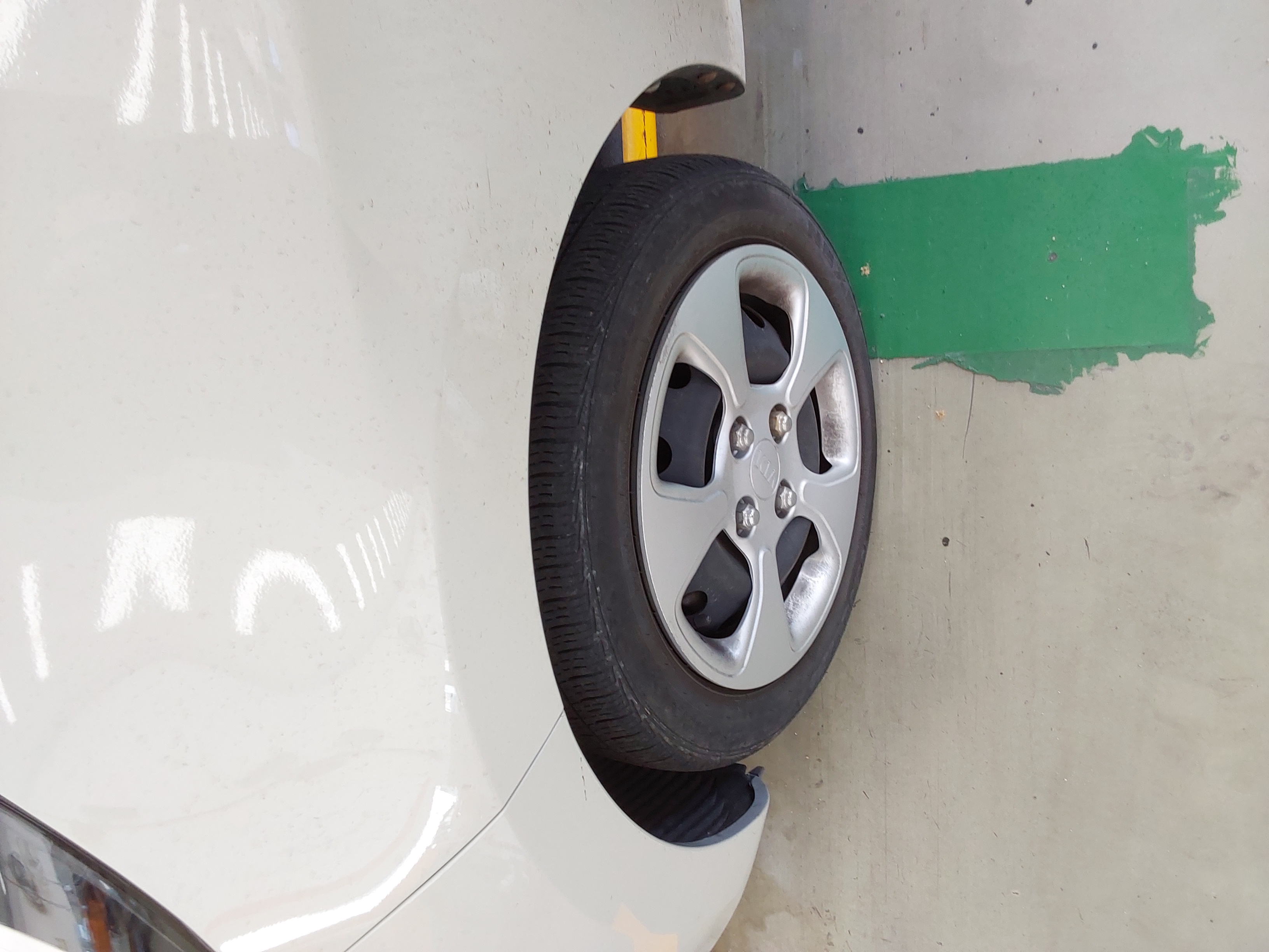 Kia Morning 2014 - Image 18