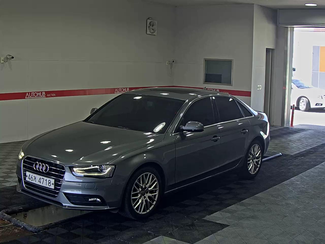 أودي A4