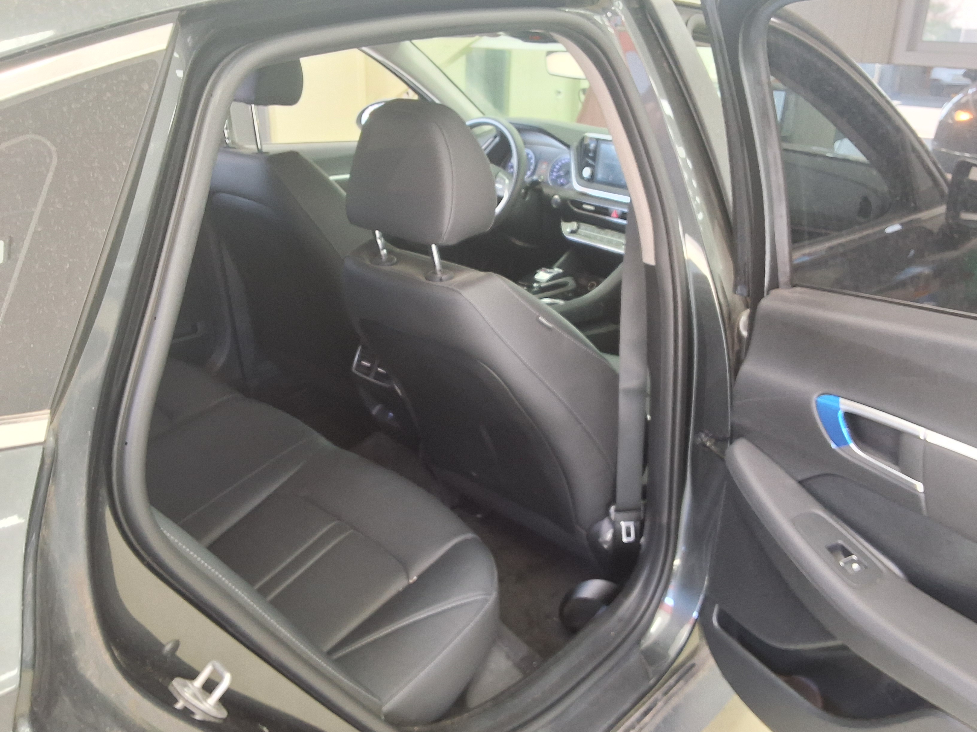 Hyundai Sonata 2023 - Image 13